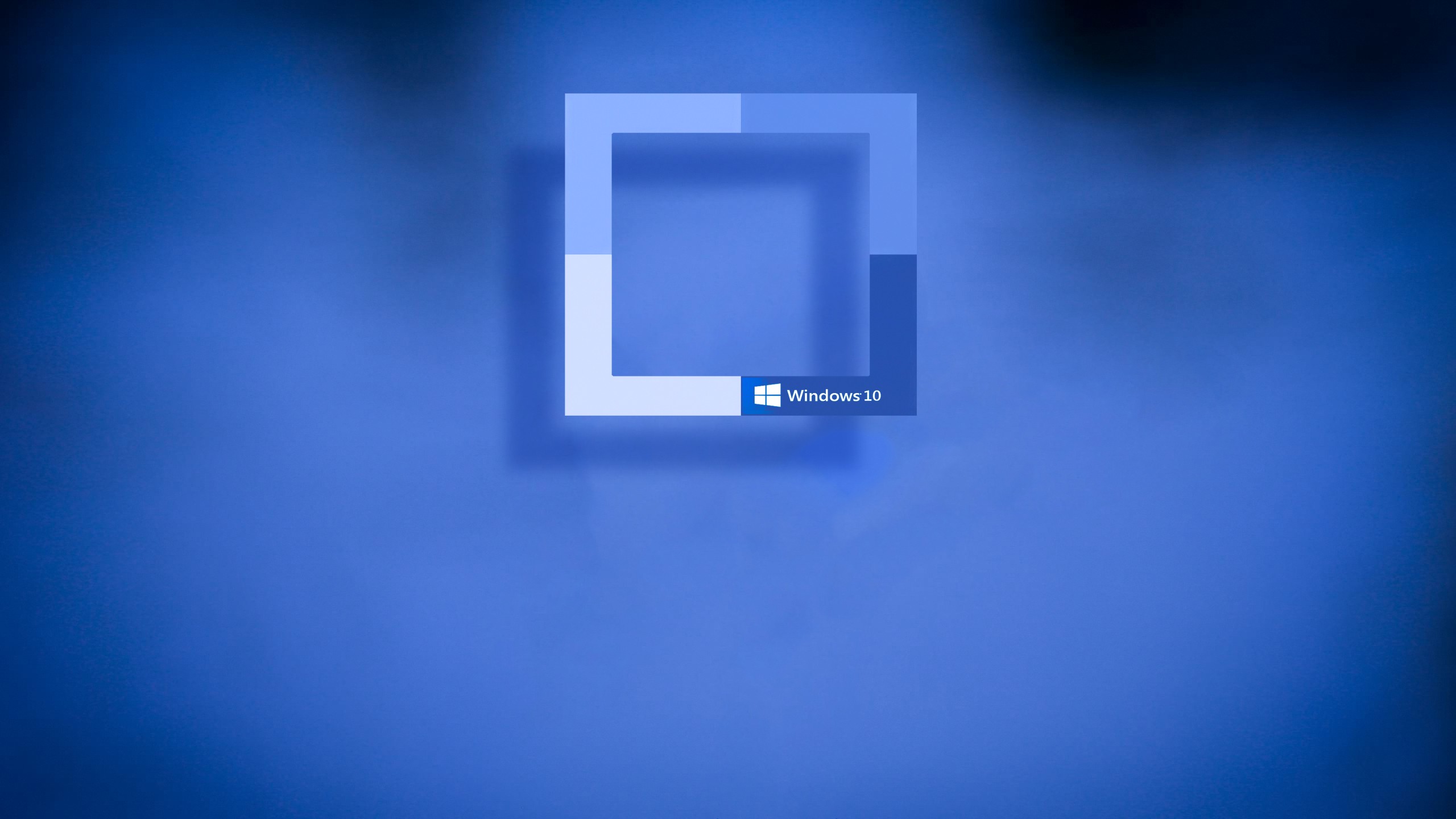 桌面上的壁纸大气层 蓝 Windows 10