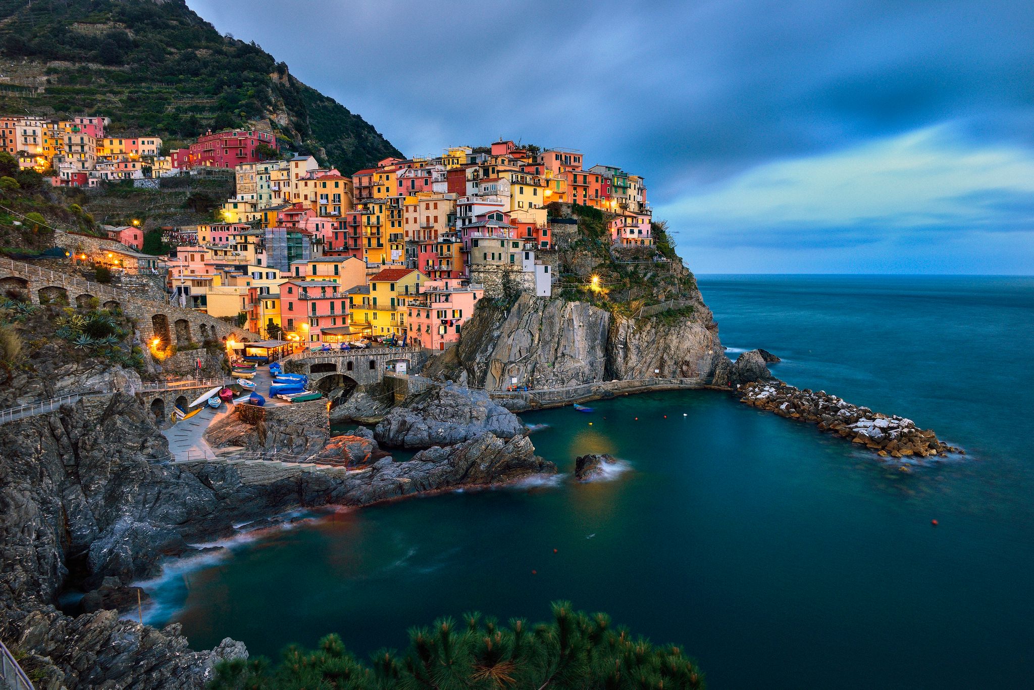 Wallpapers evening Manarola city on the desktop