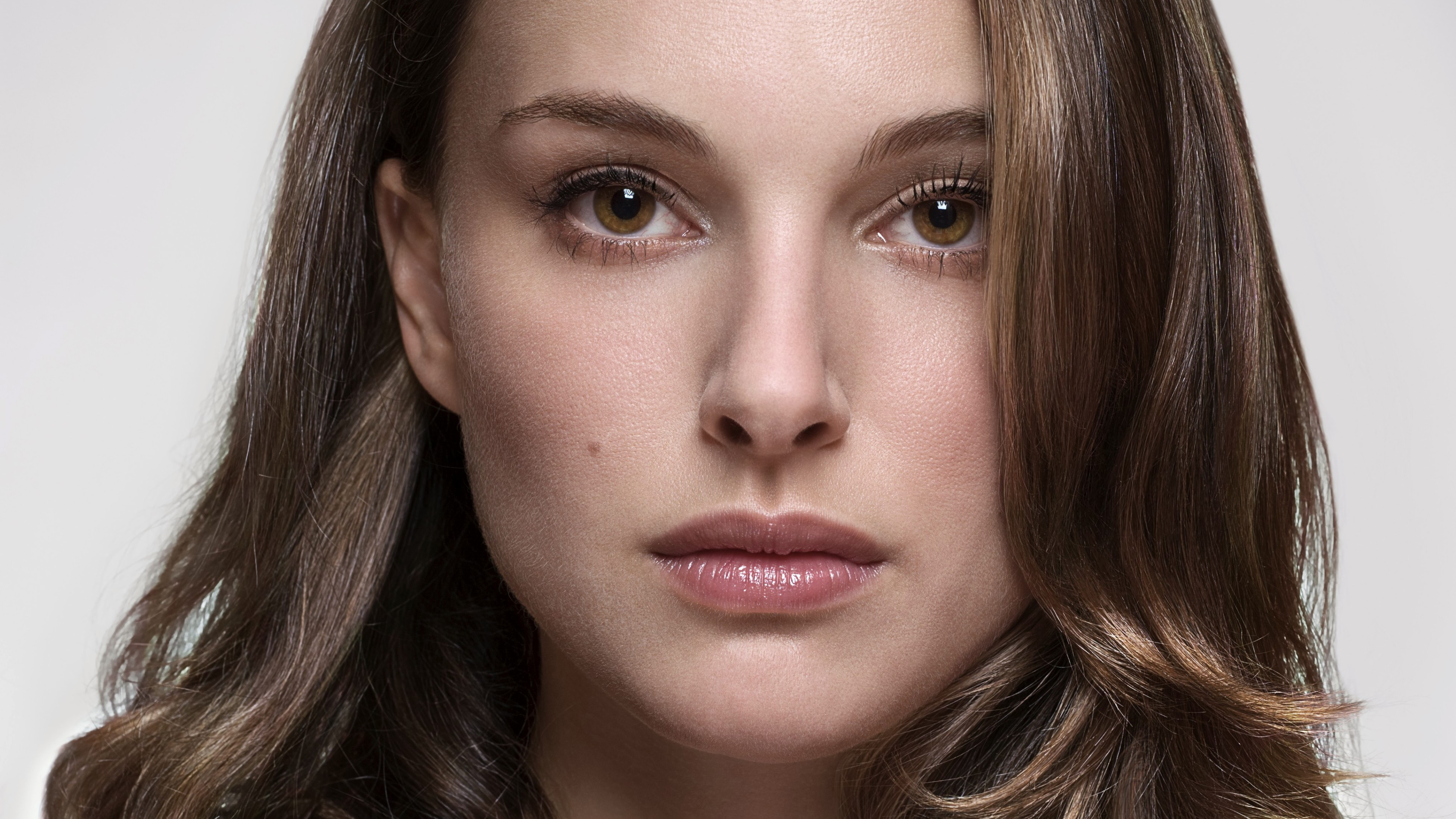 Wallpapers girls brunette Natali Portman on the desktop