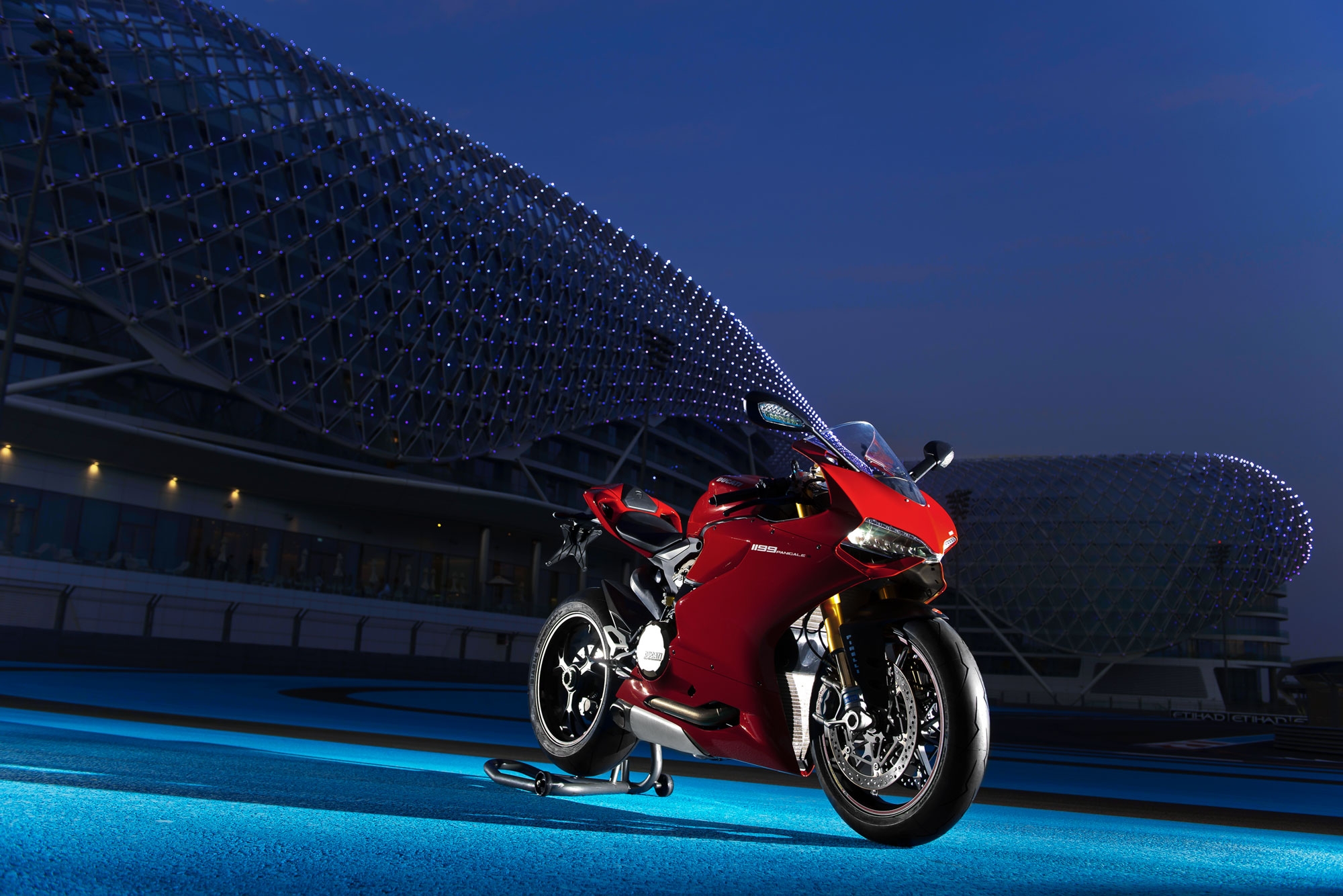 Бесплатное фото Обои ducati superbike 1199 panigale s