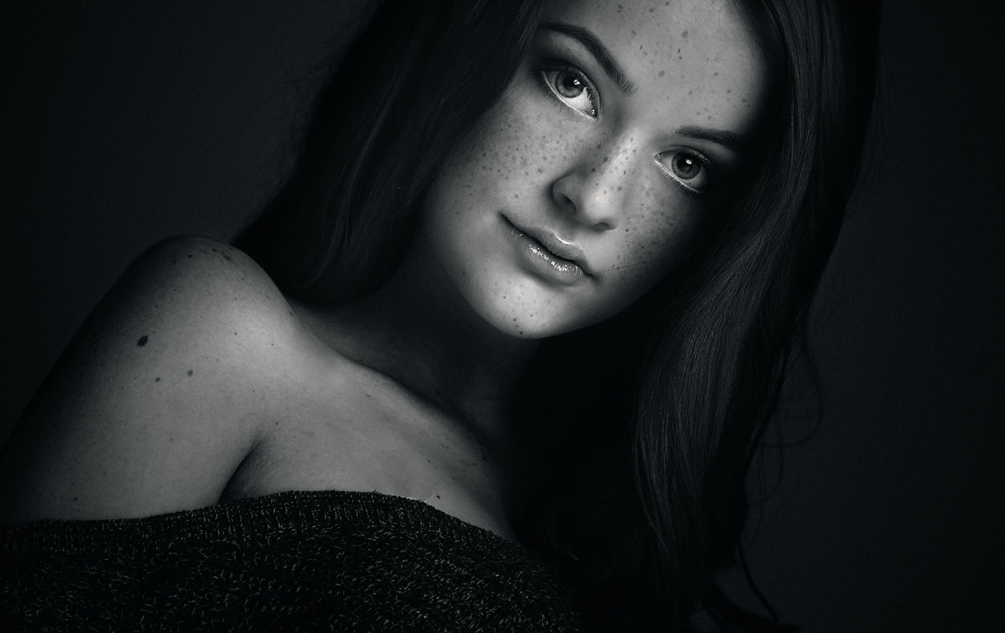 Wallpapers face black women on the desktop