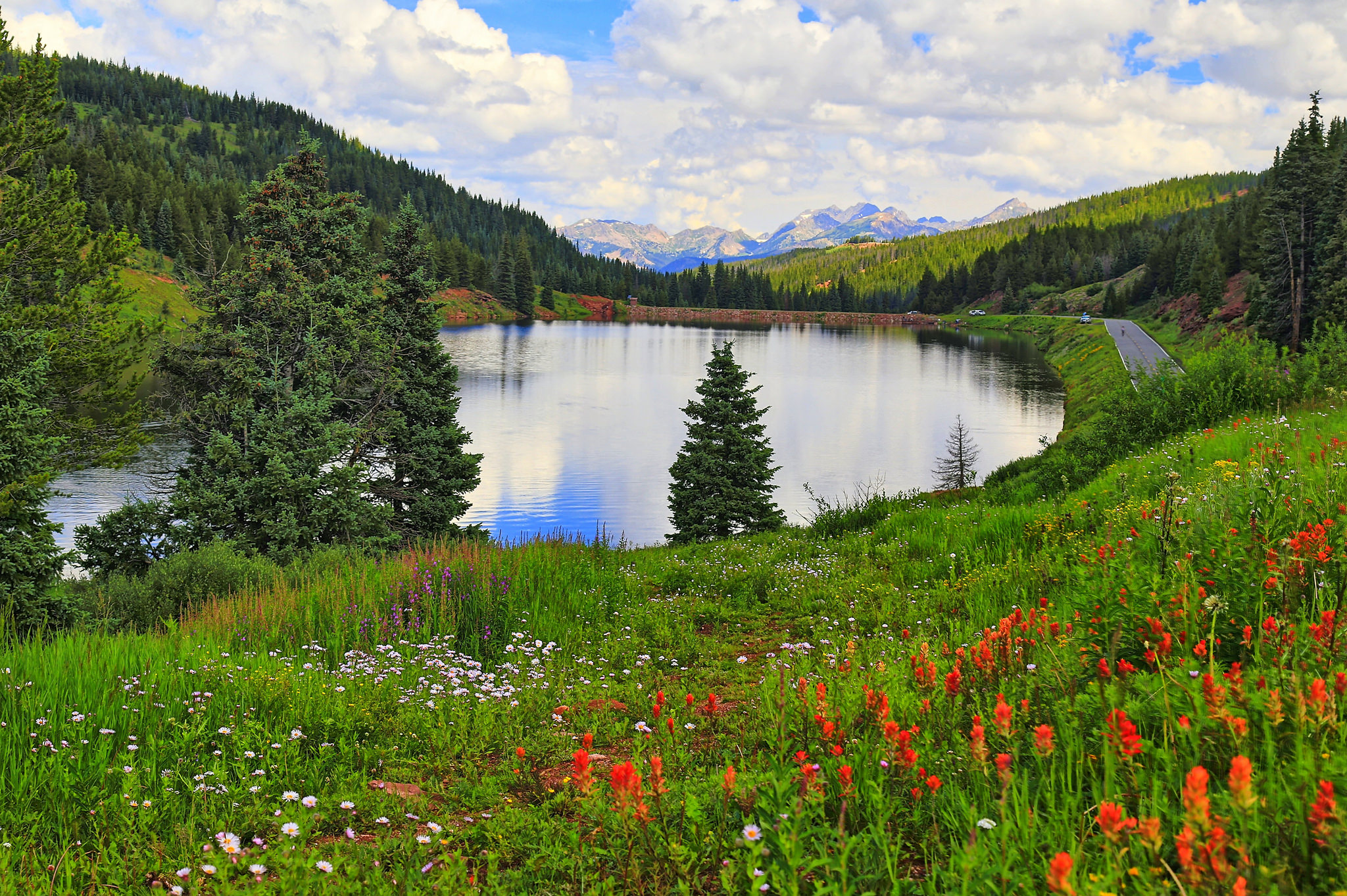 Wallpapers lake road mountains on the desktop