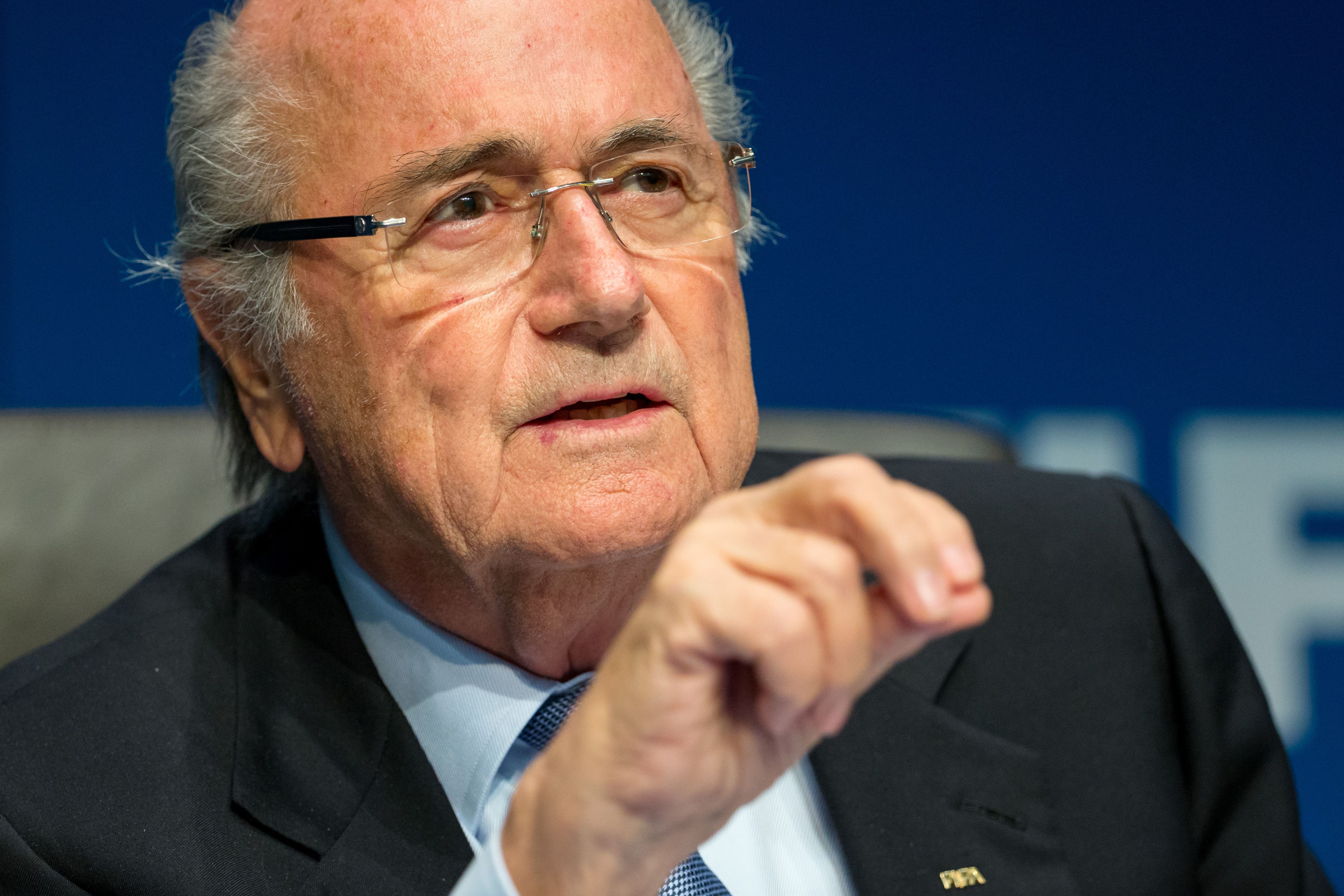 桌面上的壁纸丑闻 壁纸 sepp blatter