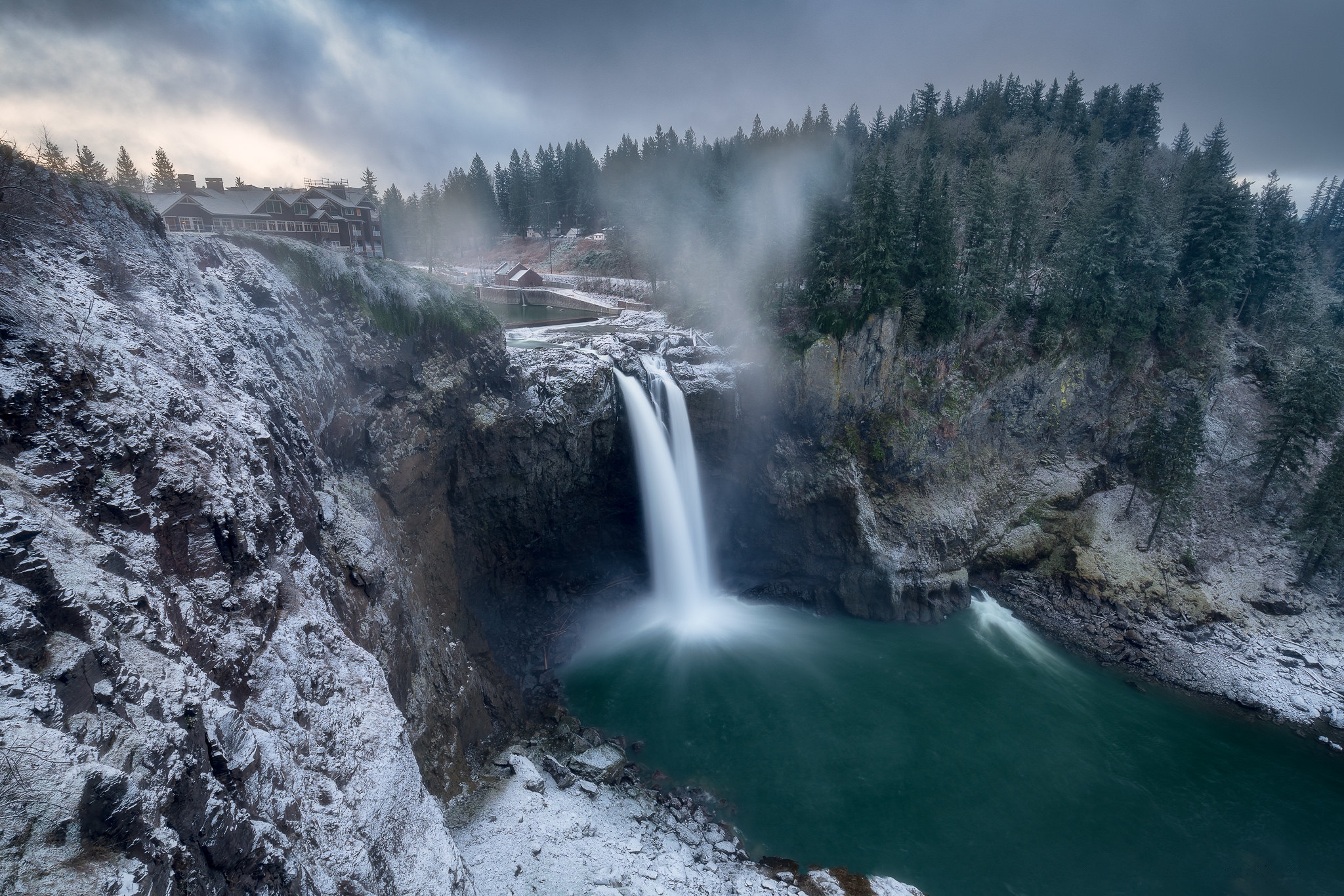 Free photo Snoqualmie Falls - pond