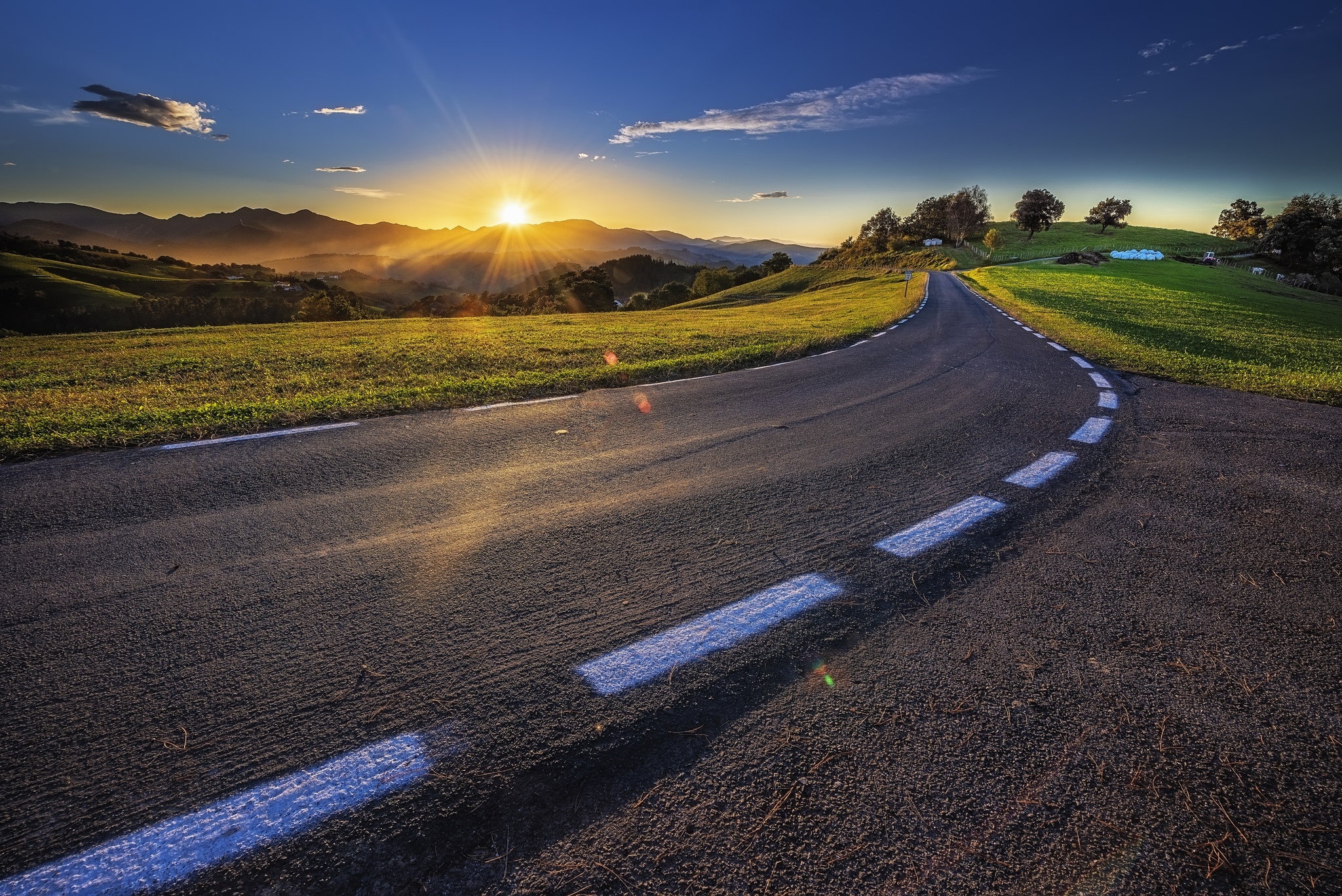 Wallpapers road clouds asphalt on the desktop