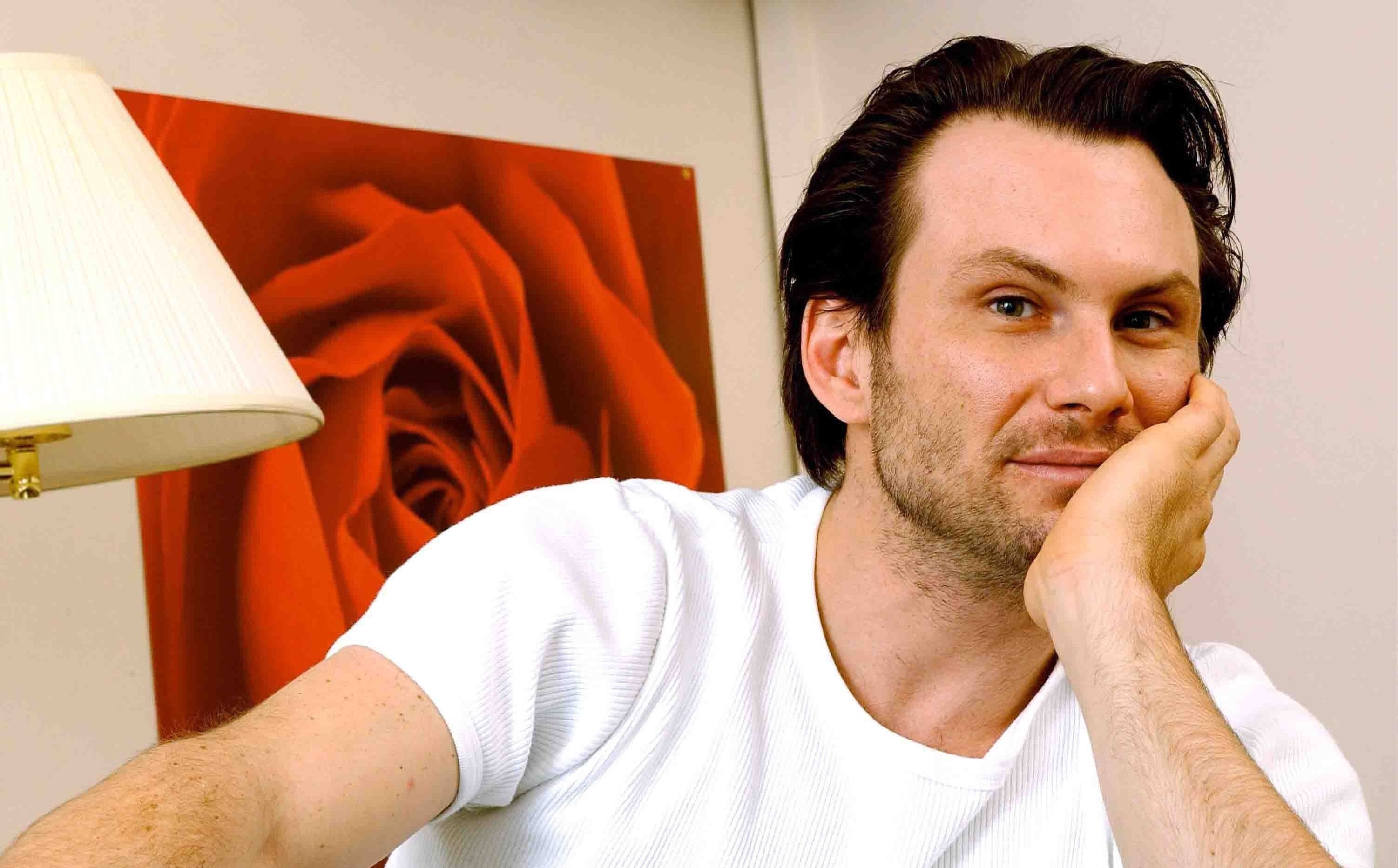 桌面上的壁纸Christian Slater 人 行为者
