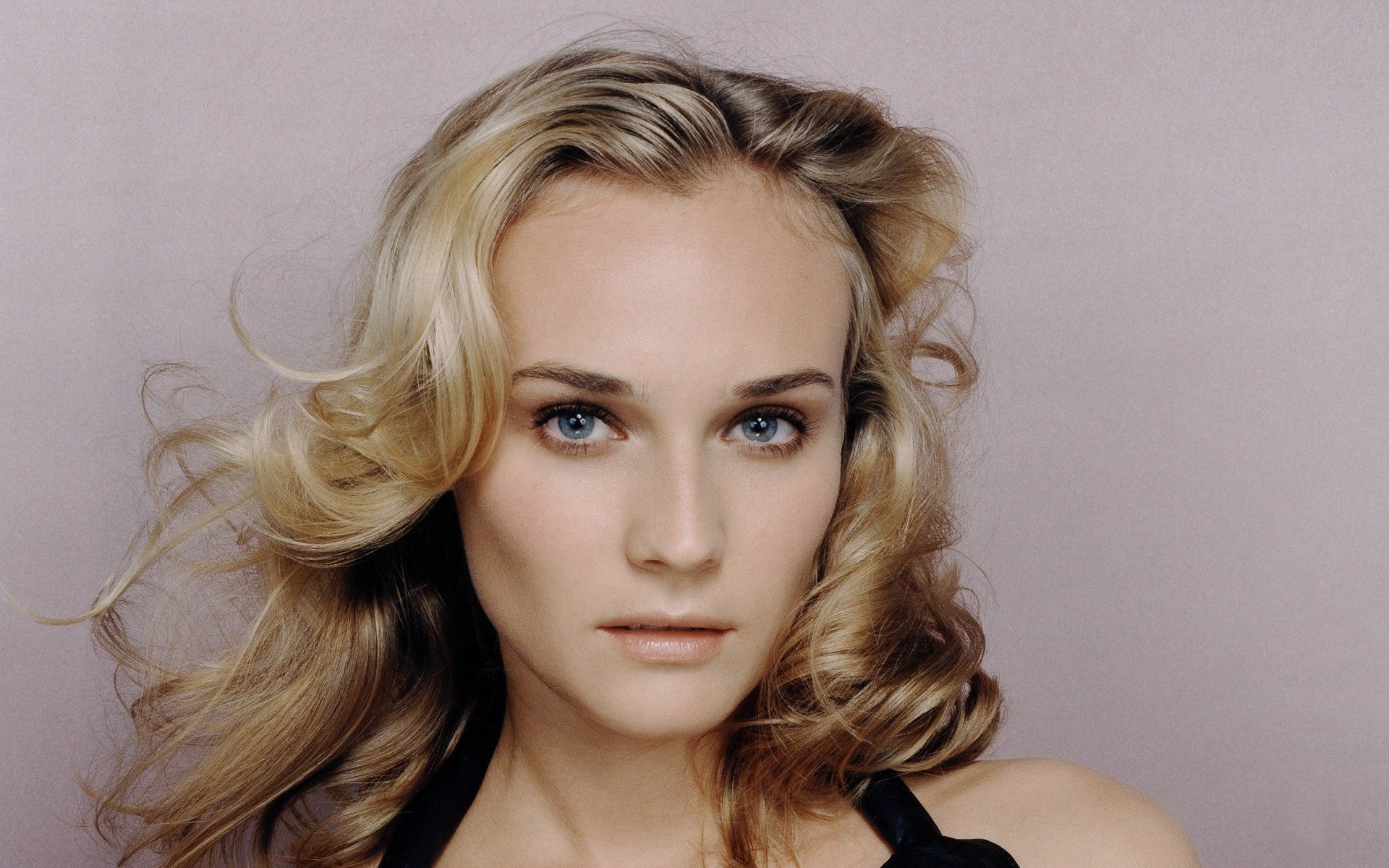 Обои Диана Крюгер лицо женщина на рабочий стол