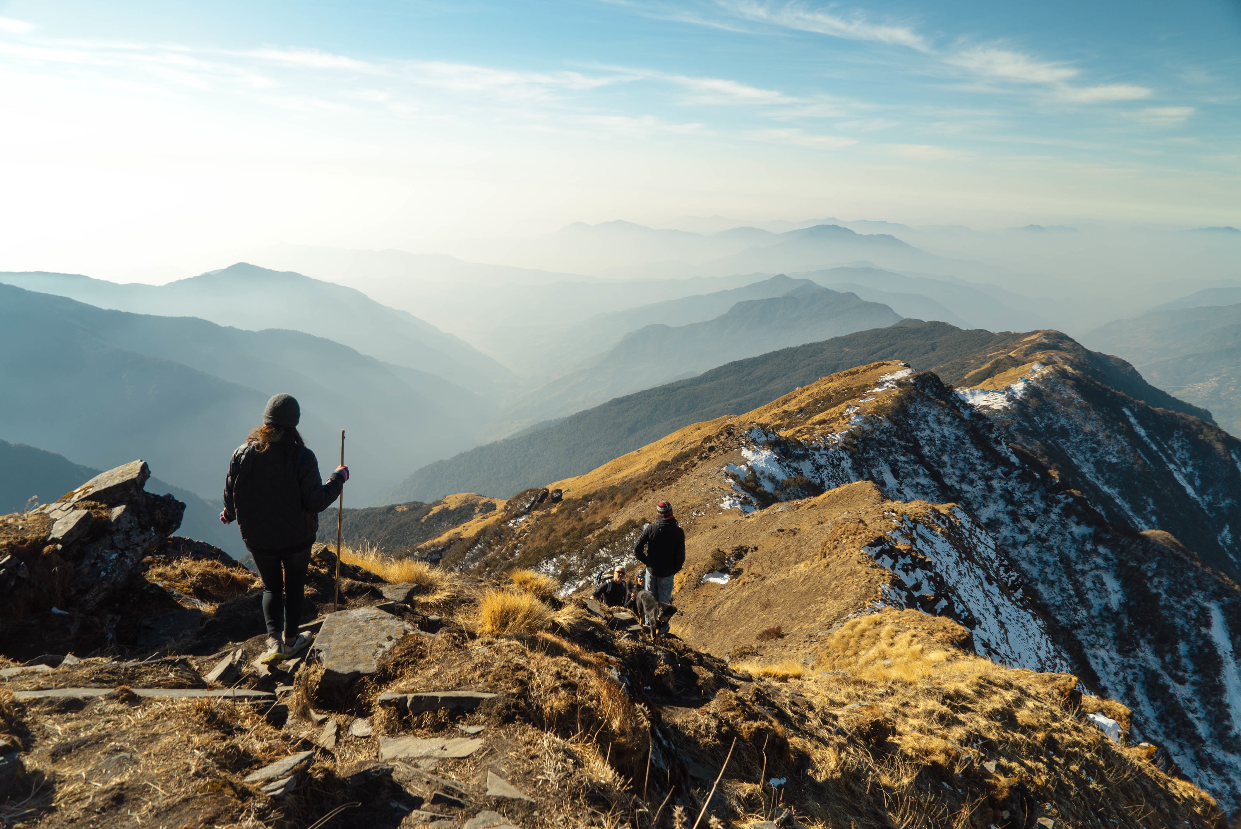 Free photo Tourists on top of the mountains