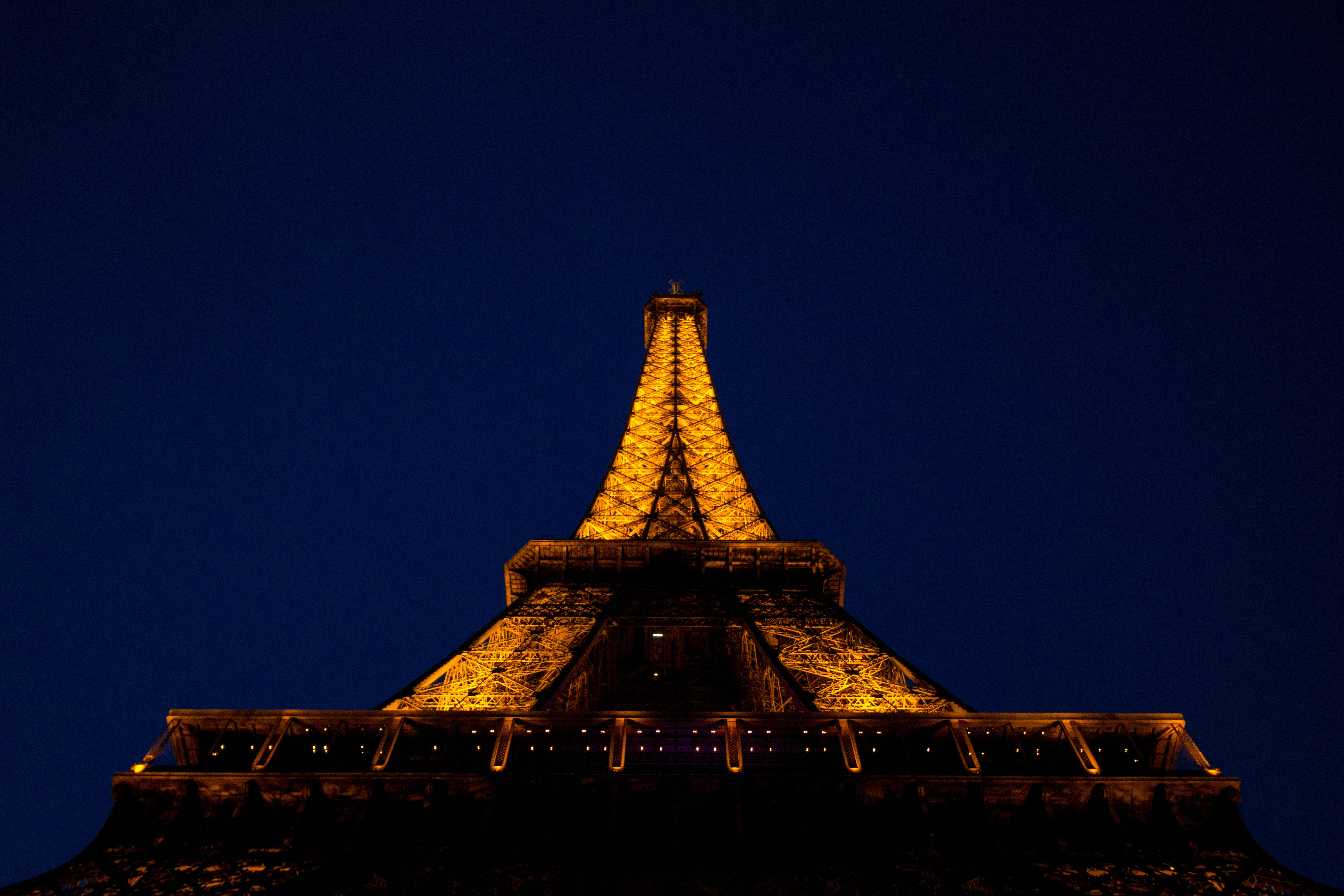 Wallpapers light sky night on the desktop