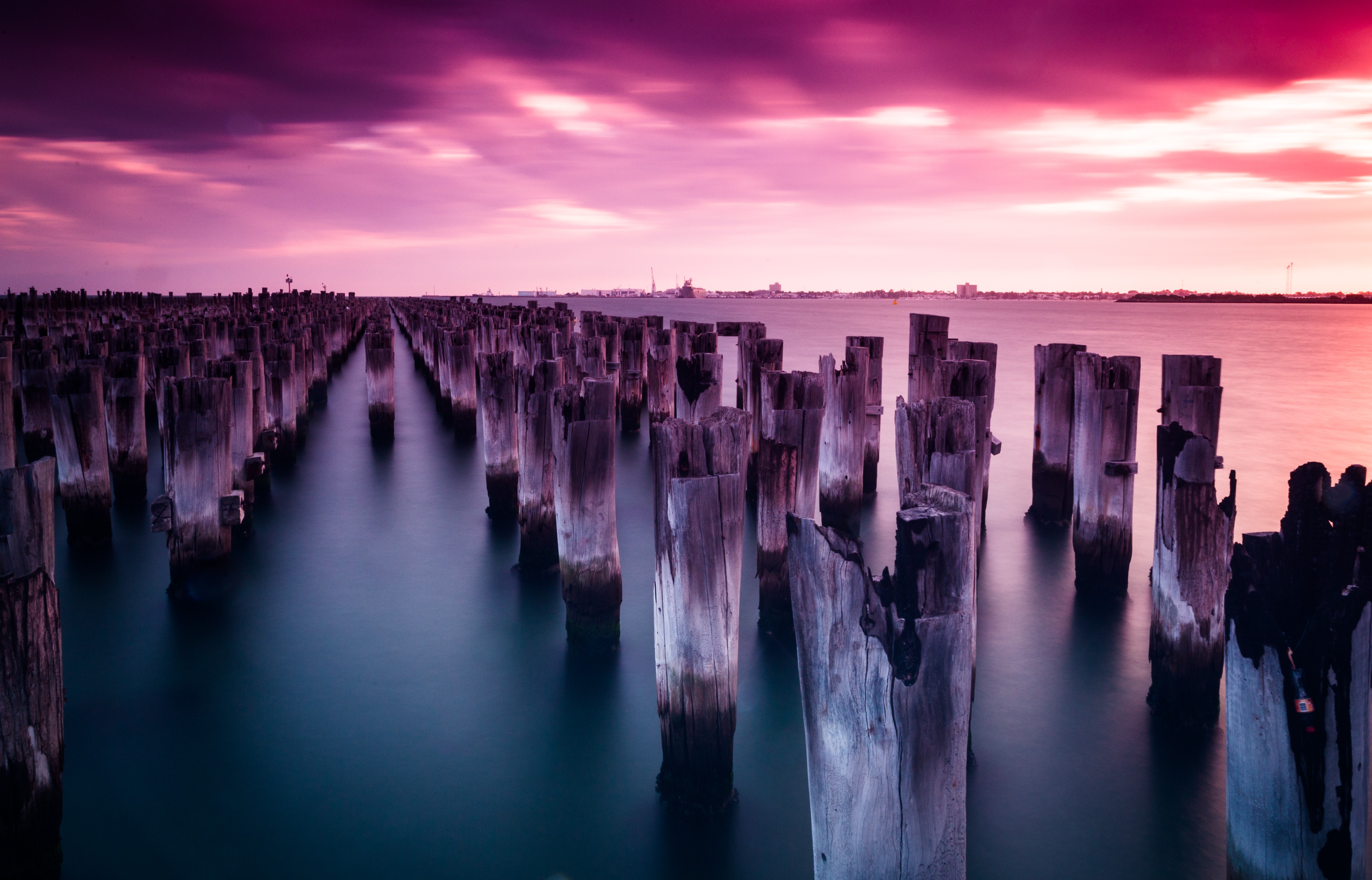 Free photo An old pier on the seashore of Australia