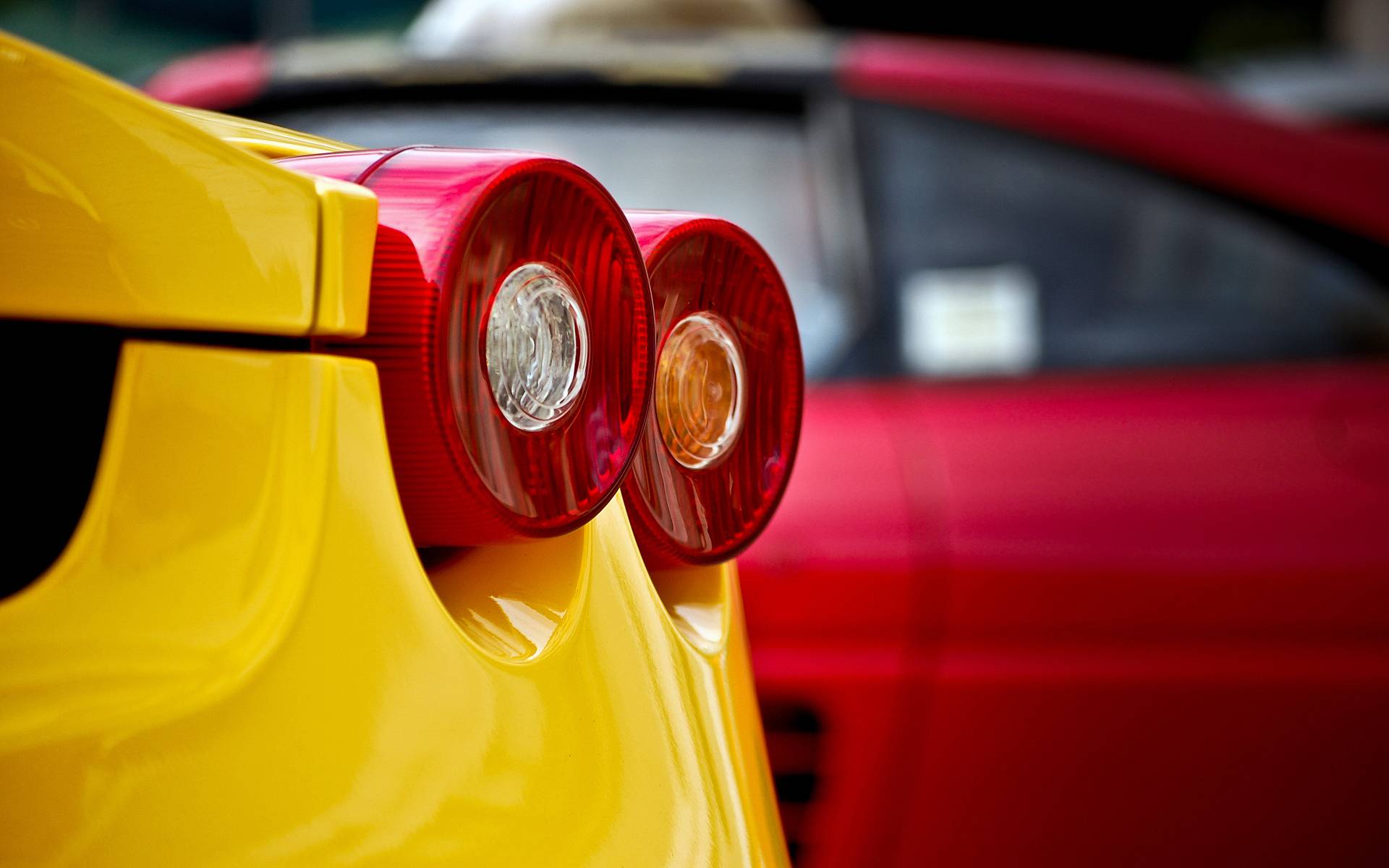 Wallpapers lights car ferrari on the desktop