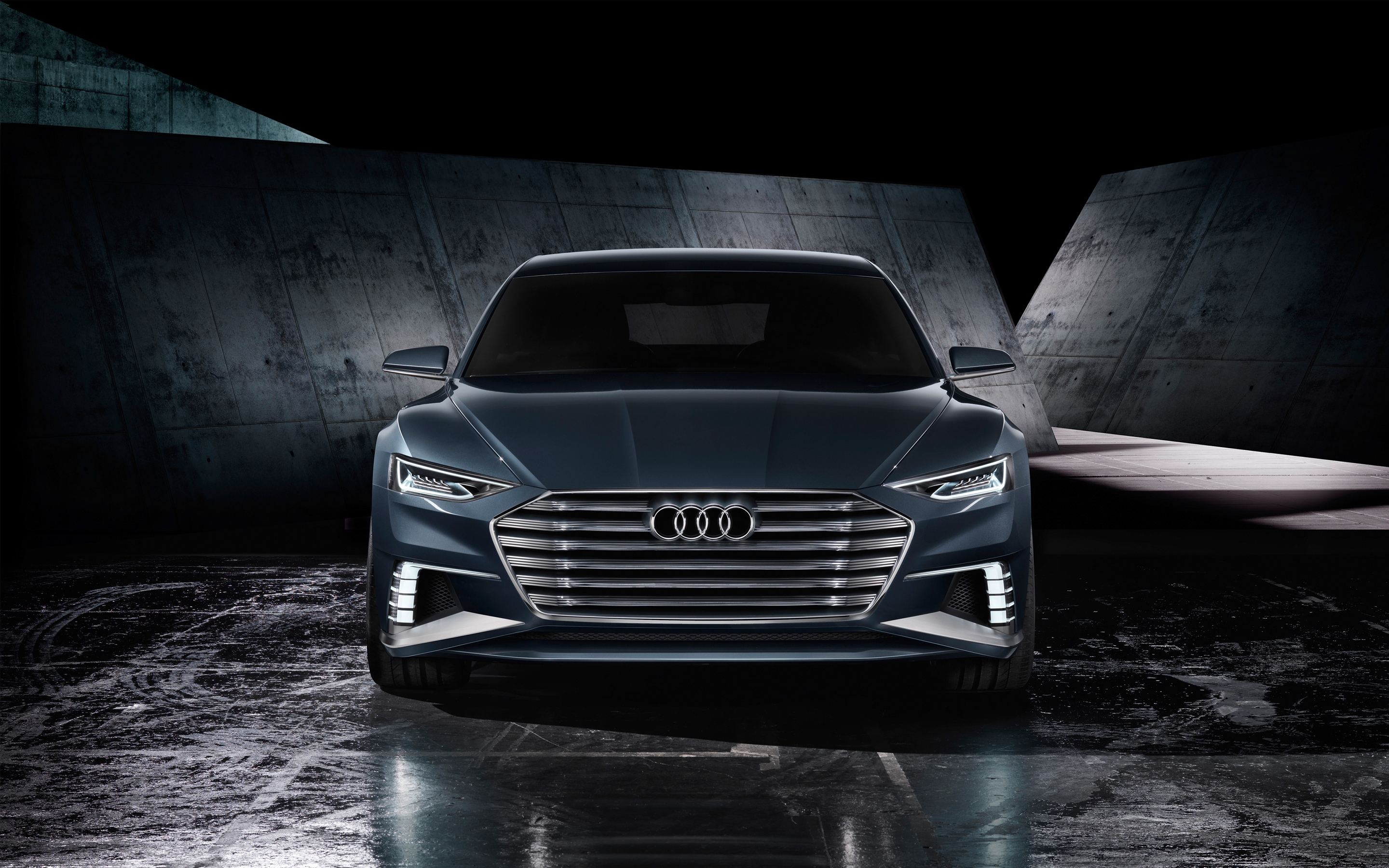 Free photo Audi A8 on dark background