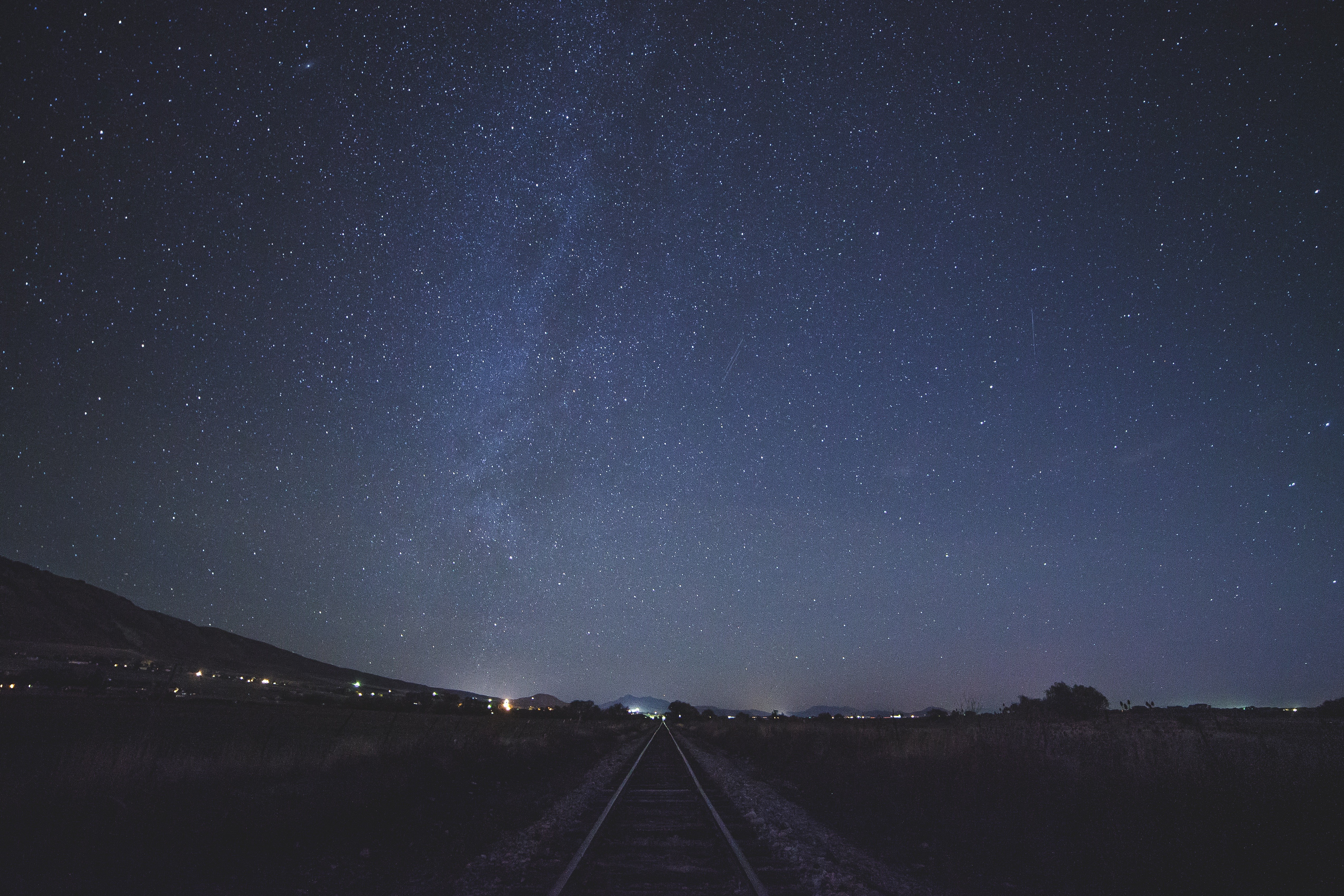 桌面上的壁纸晚上 星系 自然