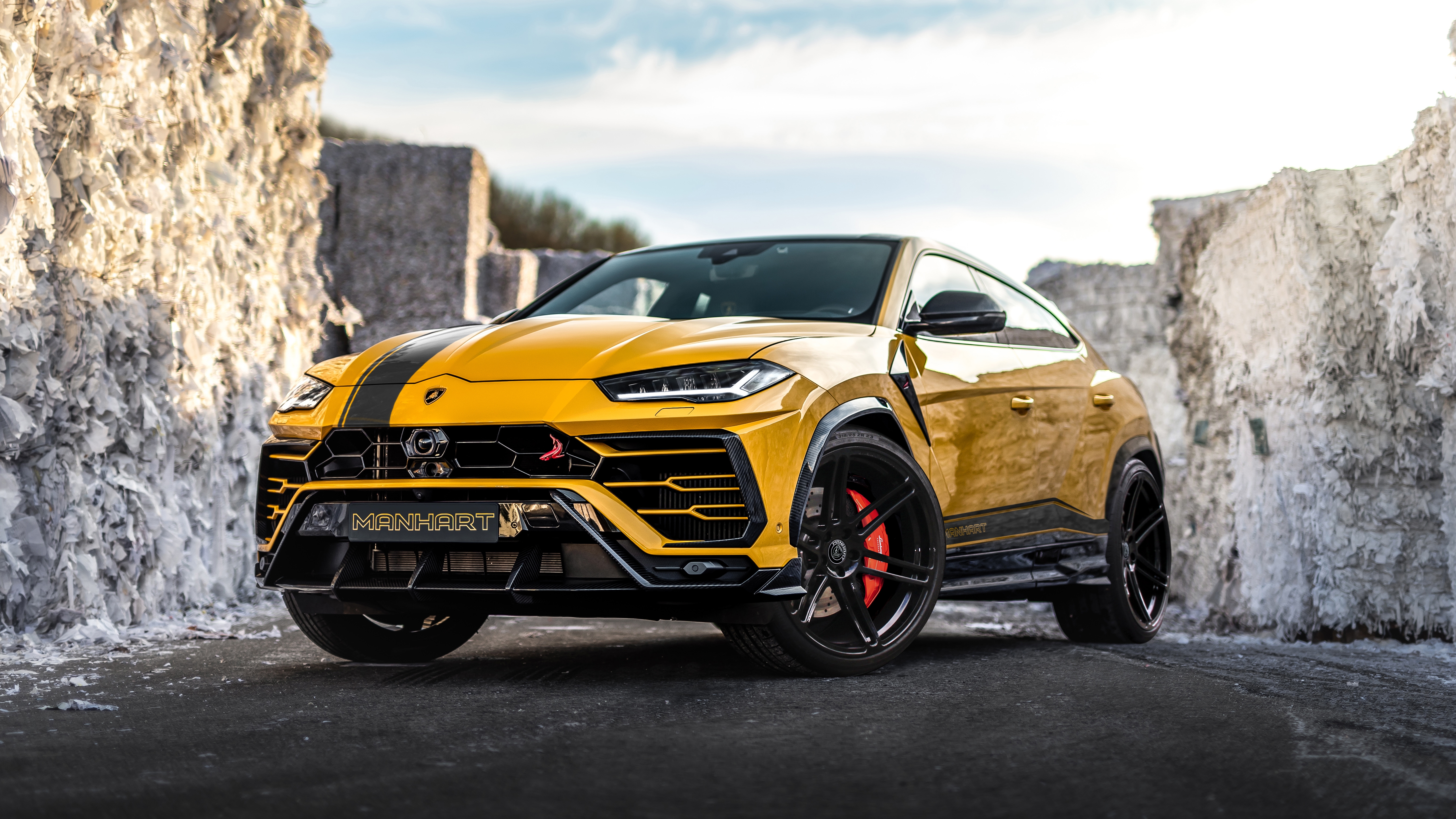 Wallpapers cars view from front Wallpaper Lamborghini Urus 800 Manhart on the desktop