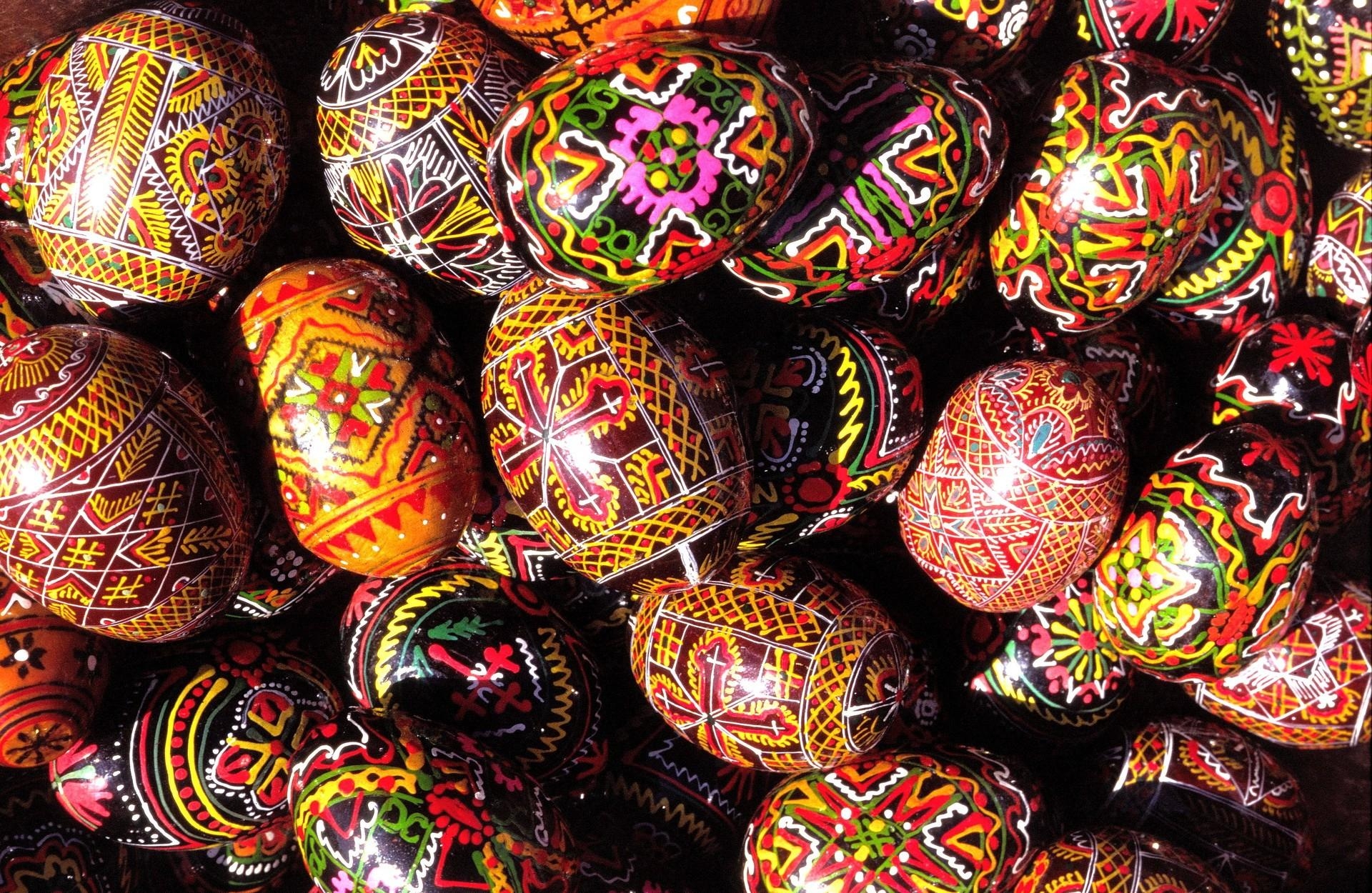 Wallpapers pascha eggs lots on the desktop