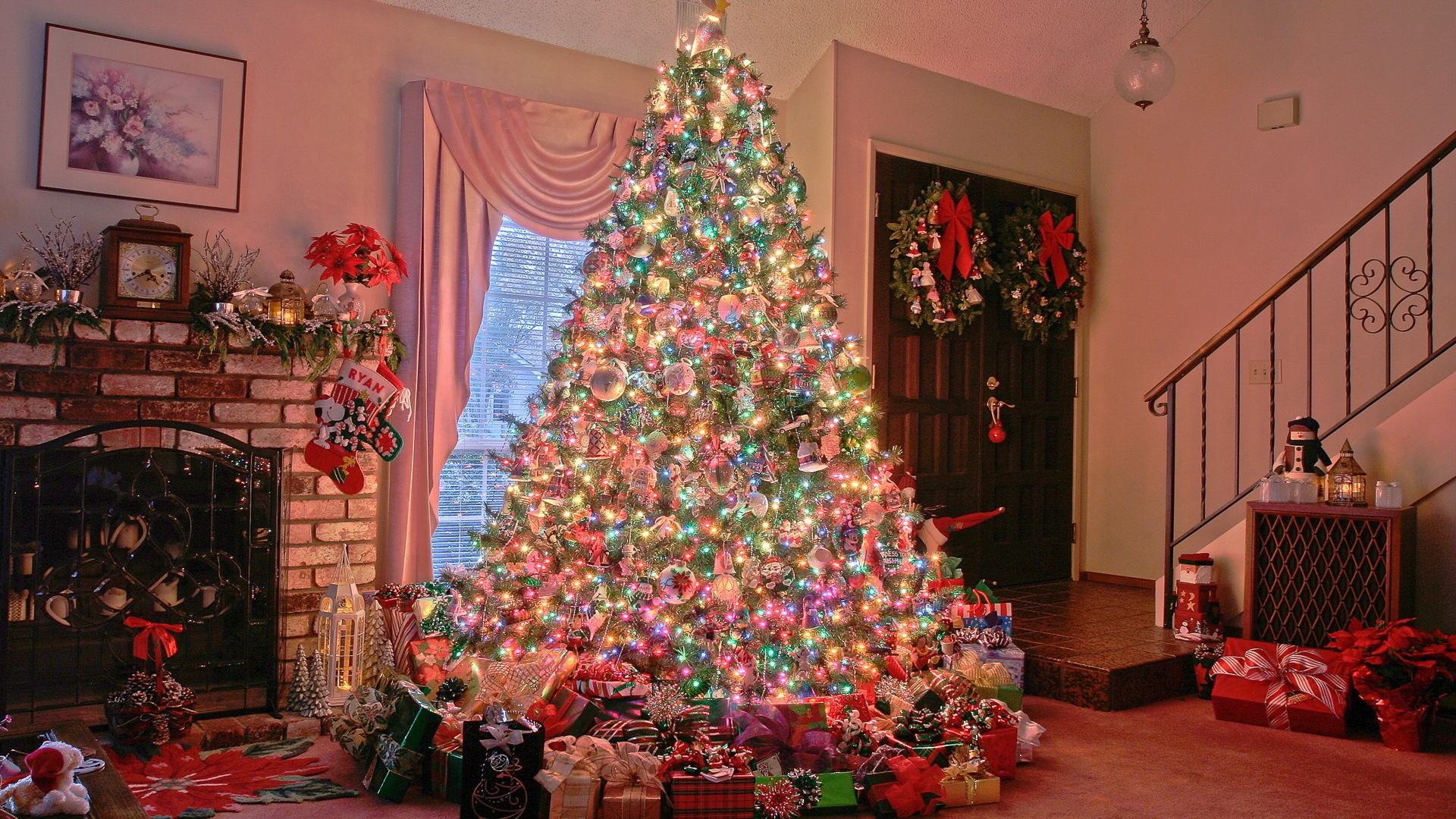 Wallpapers holiday Christmas Tree New Year on the desktop
