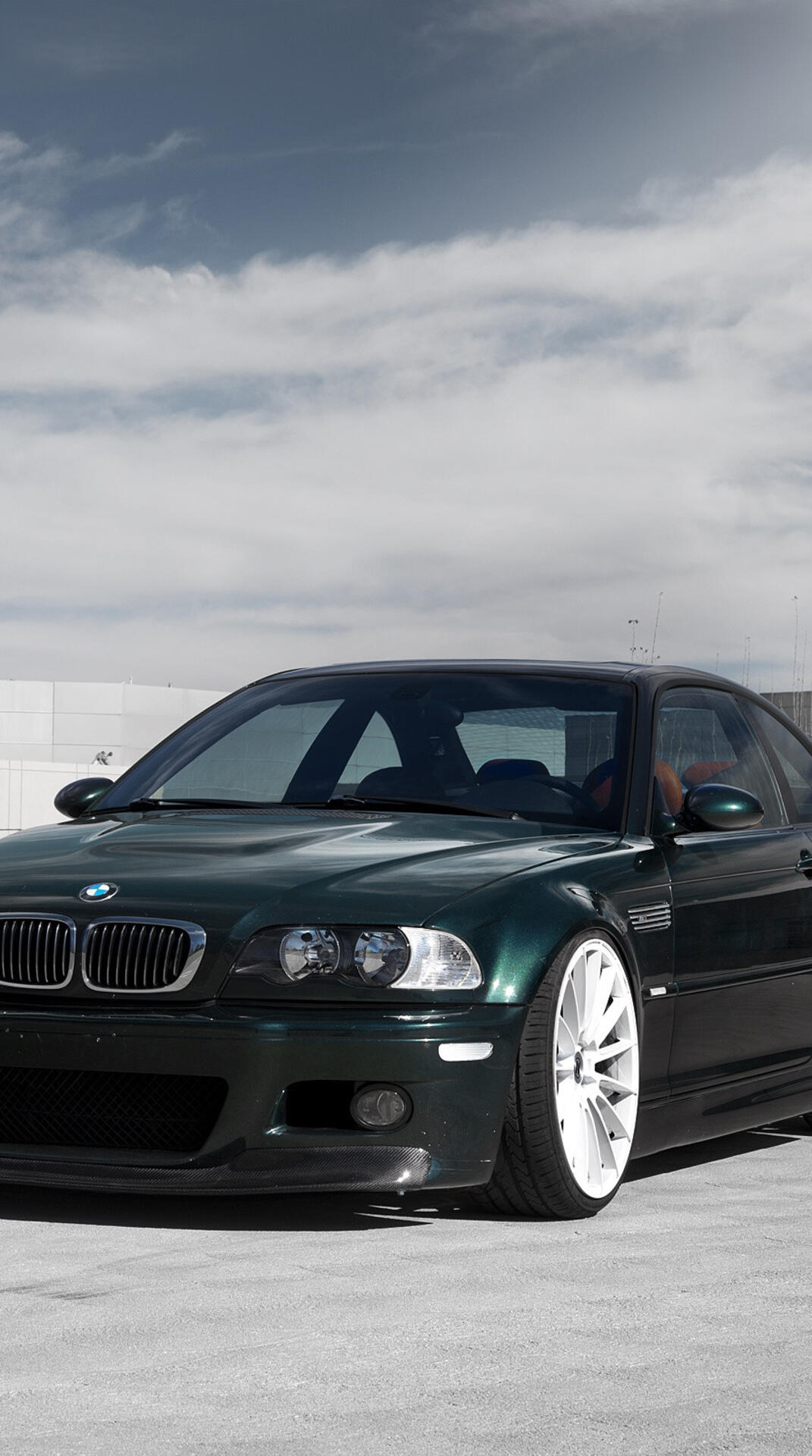 Bmw m3 e46 on big white rims · 1080x1920 iPhone 6S+/7+/8+ free photo ...