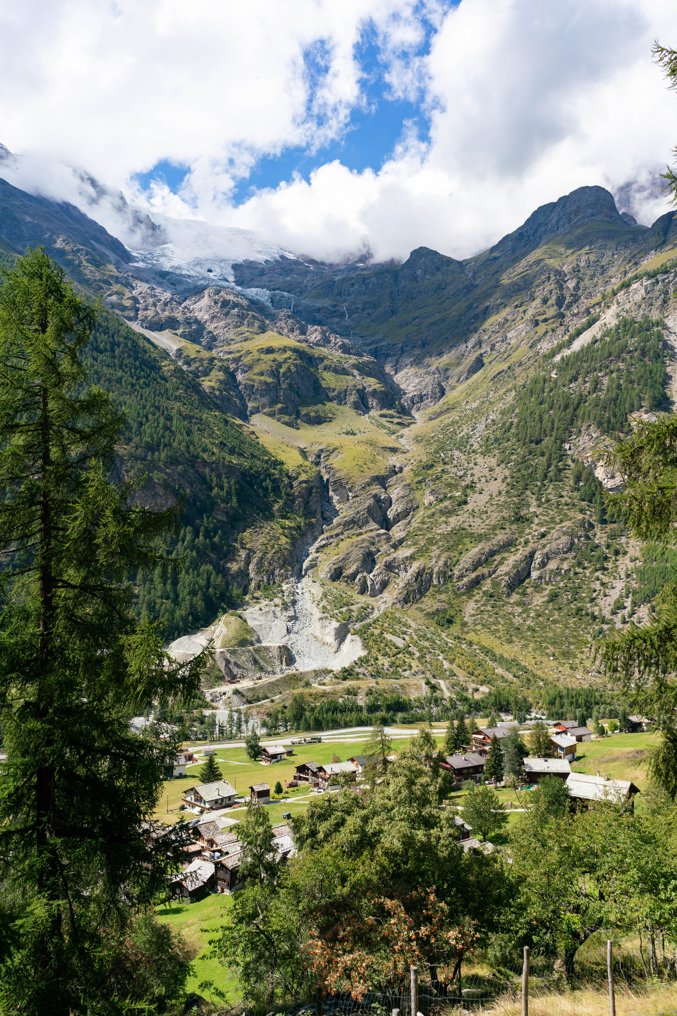 Wallpapers houses Switzerland village mountains of switzerland on the desktop