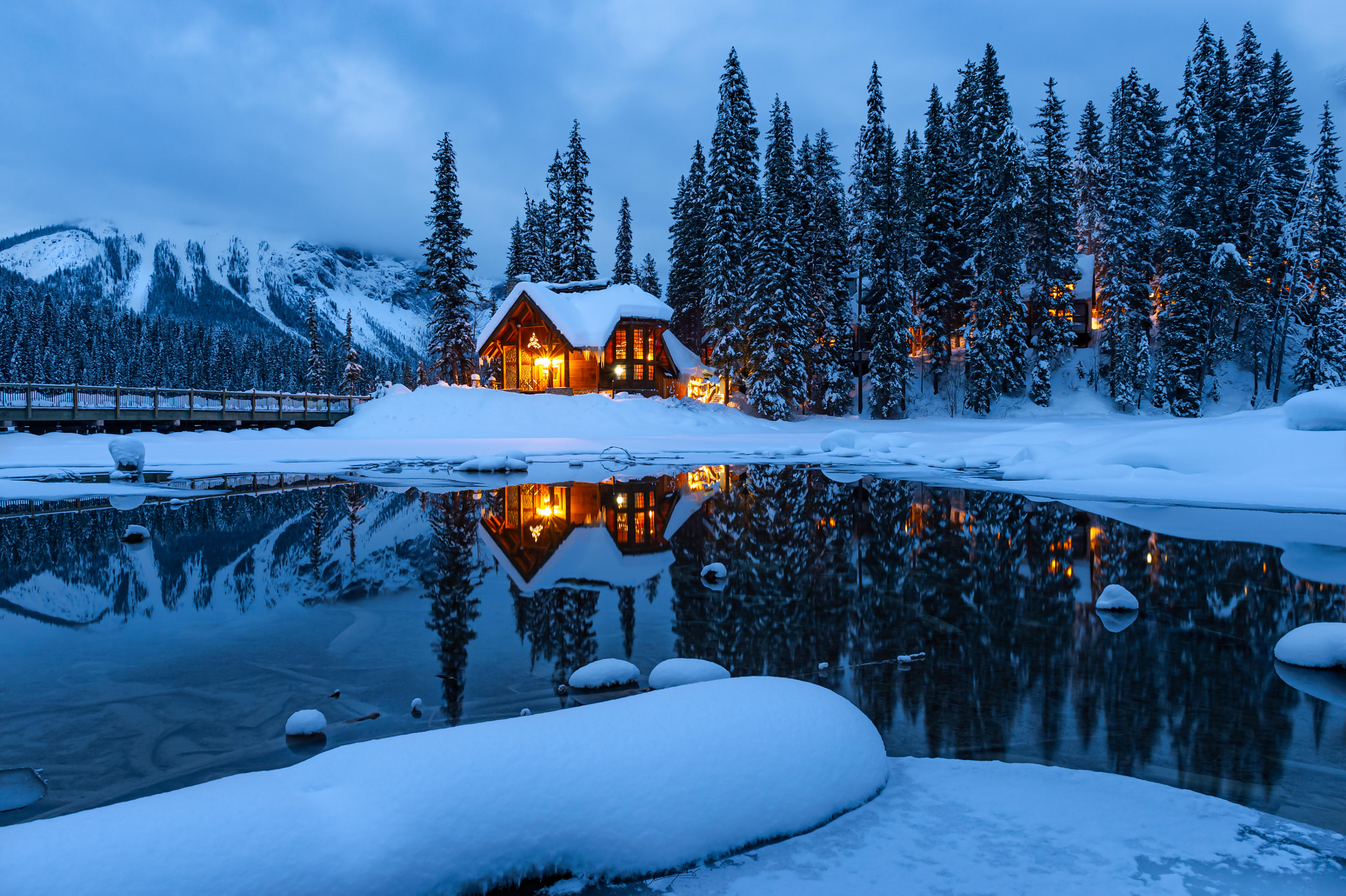 Wallpapers Emerald lake landscape sunset on the desktop