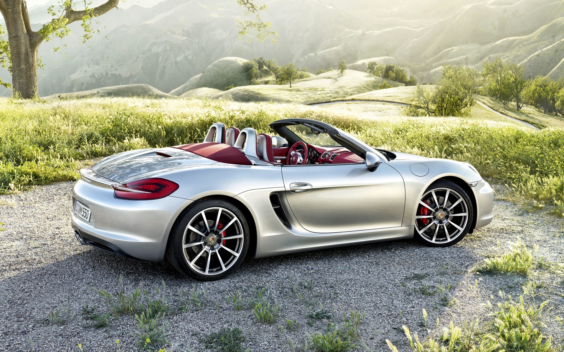 Free photo Picture of a Porsche Boxster in the wild.