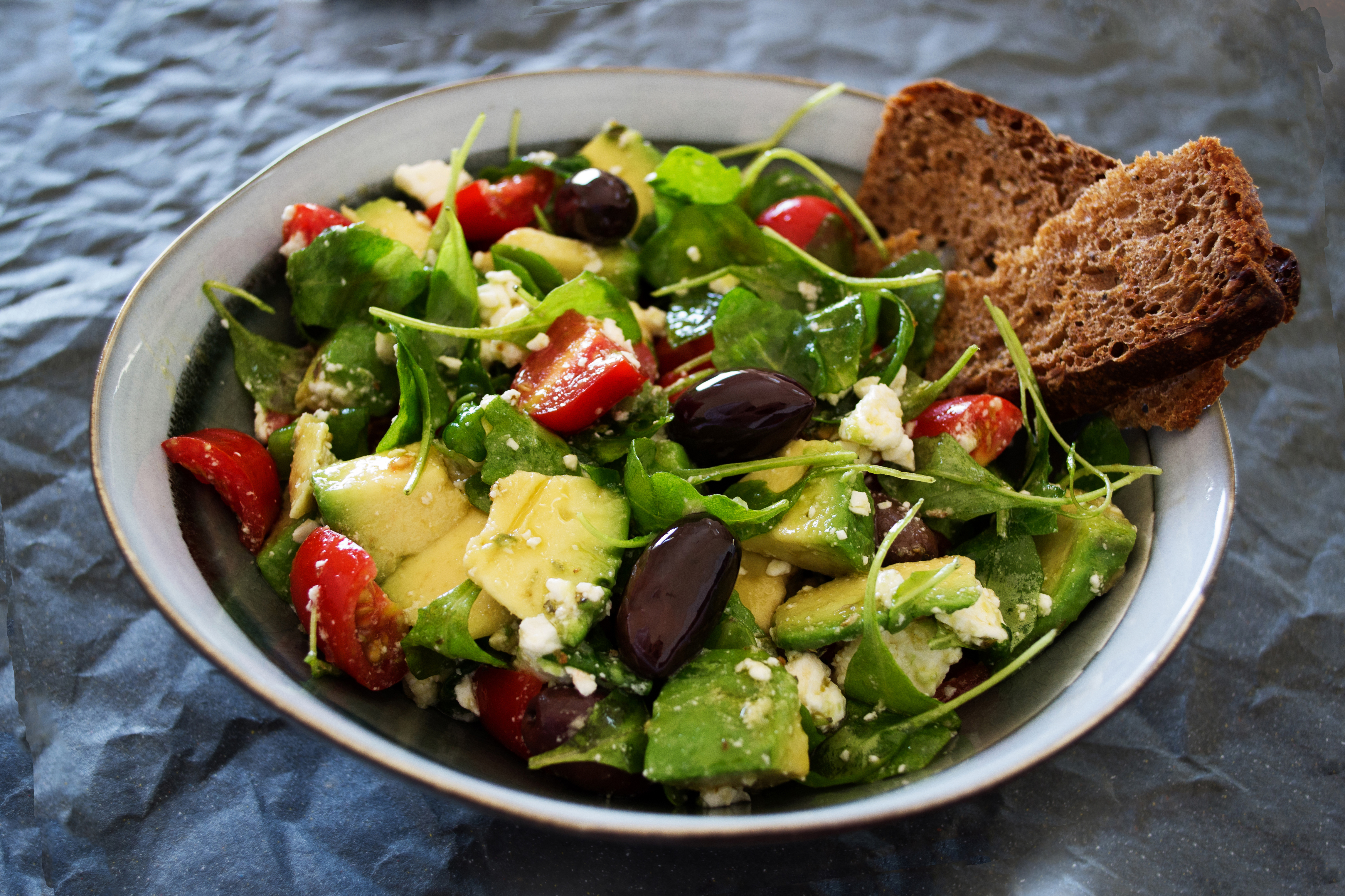 Wallpapers bowl salad avocados on the desktop