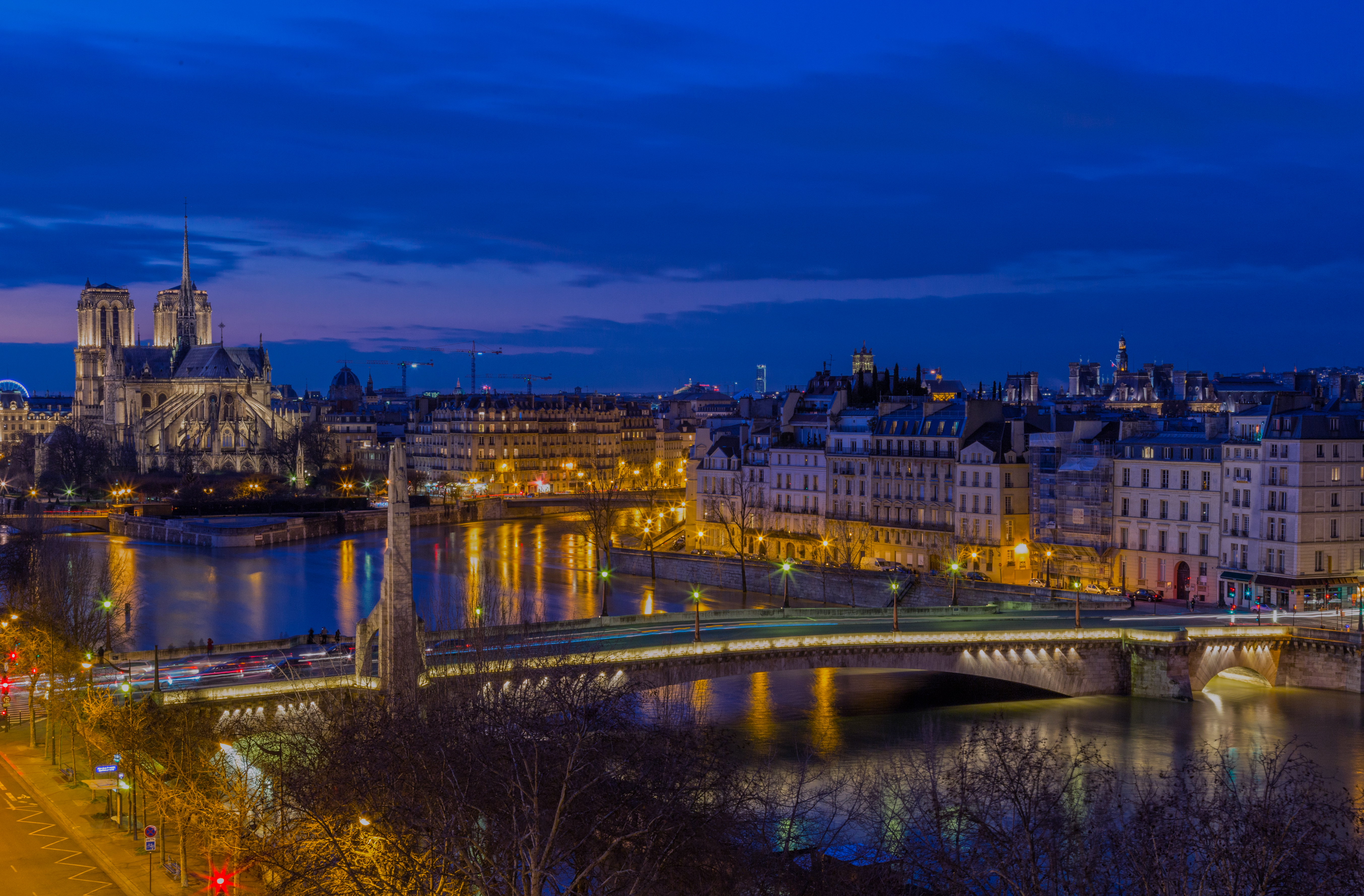 Free photo Midnight in Paris