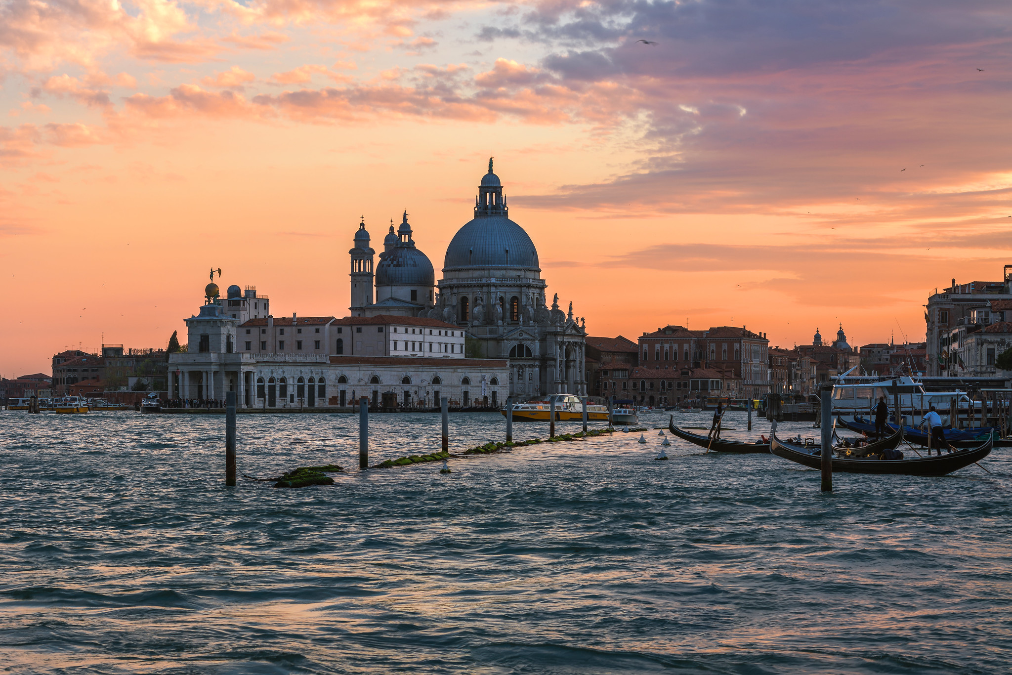 Wallpapers Venetia Italy evening on the desktop