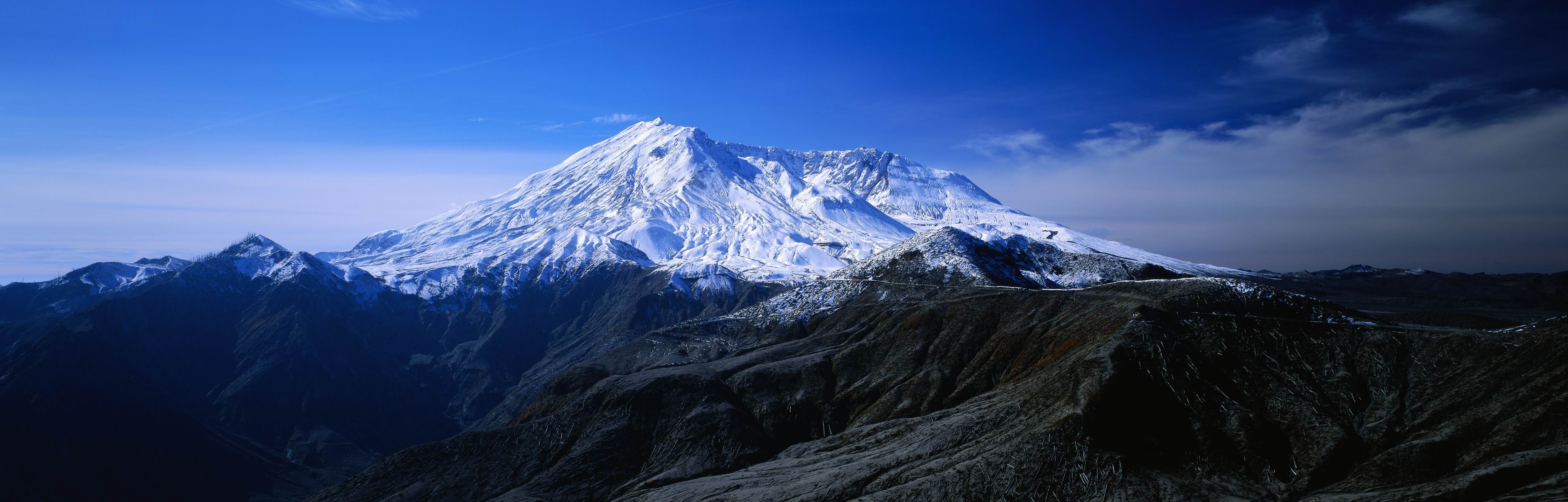 桌面上的壁纸景观 山区 自然