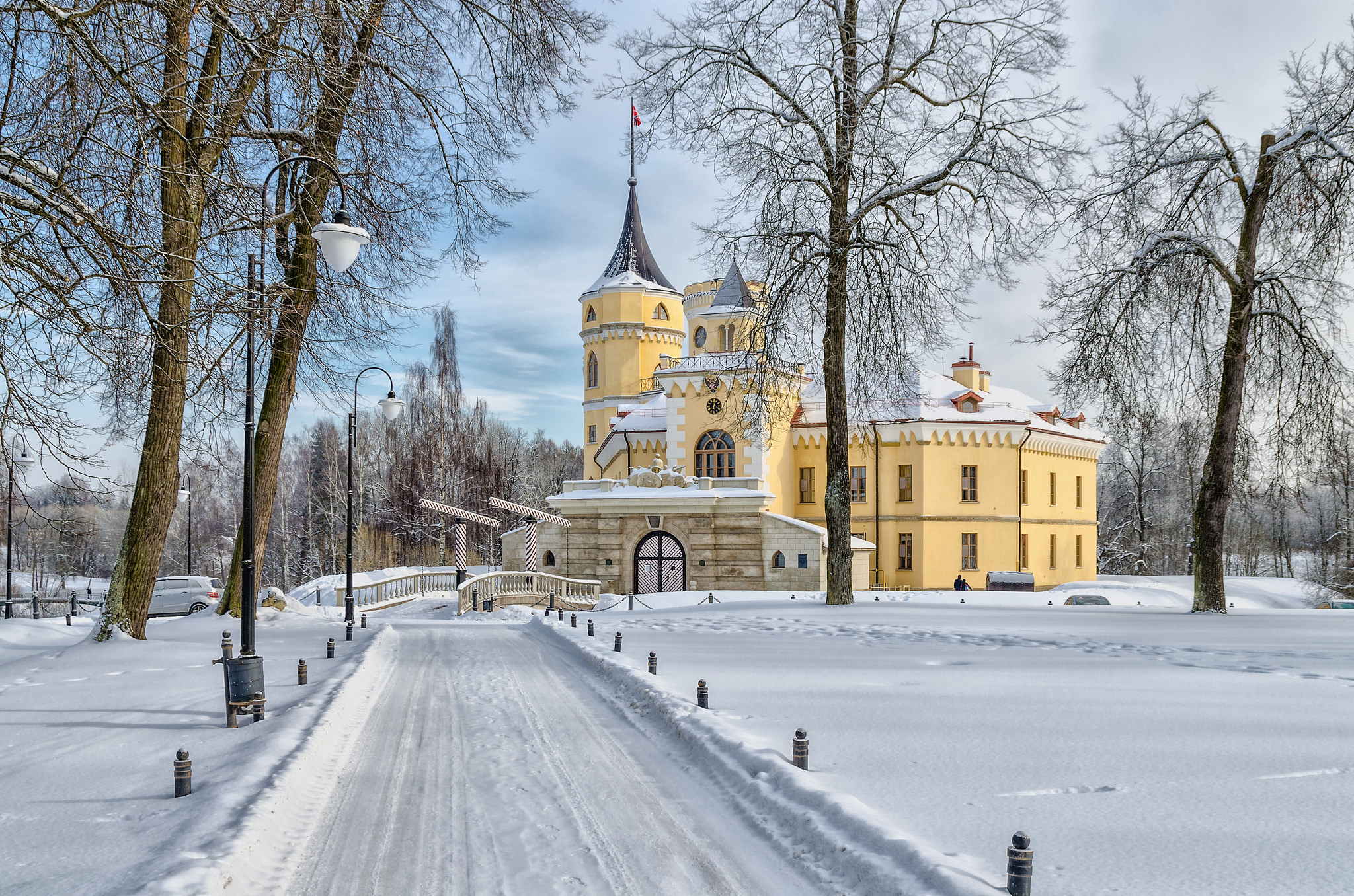 Free photo The castle BIP in Pavlovsk 9