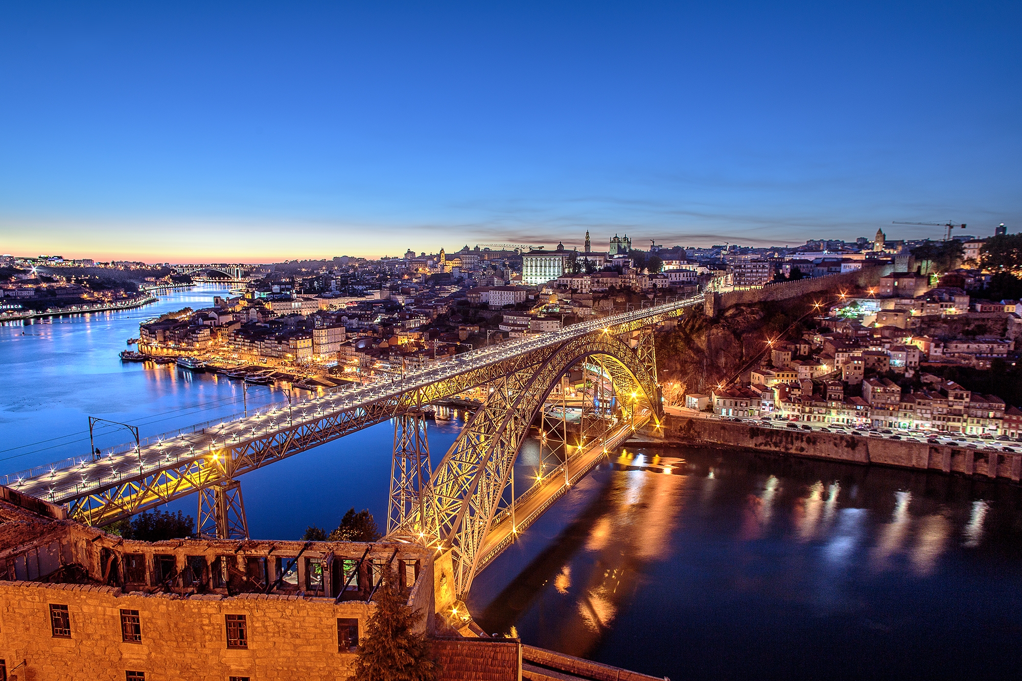 Wallpapers lu s I Bridge the city at night Connects Porto and Vila Nova de Gaia on the desktop