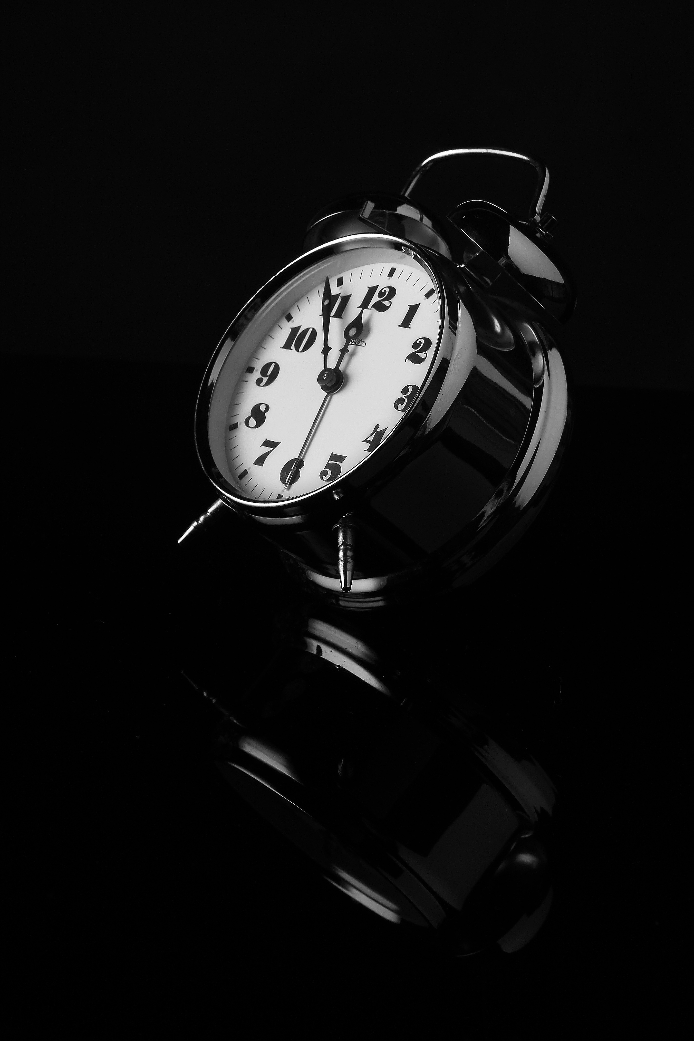 Wallpapers watch hand black and white on the desktop