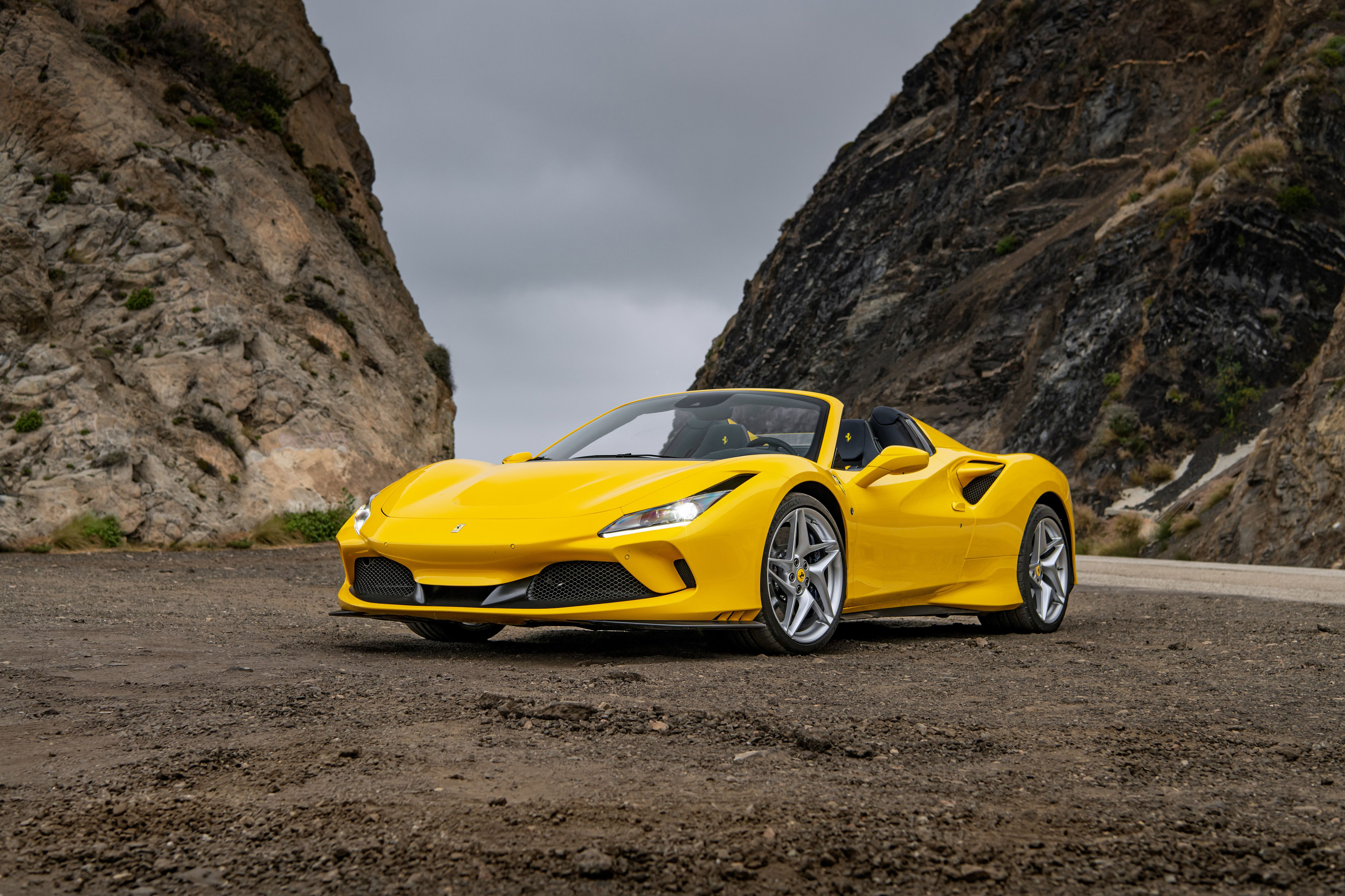 Обои Ferrari F8 Tributo автомобили автомобили 2019 года на рабочий стол