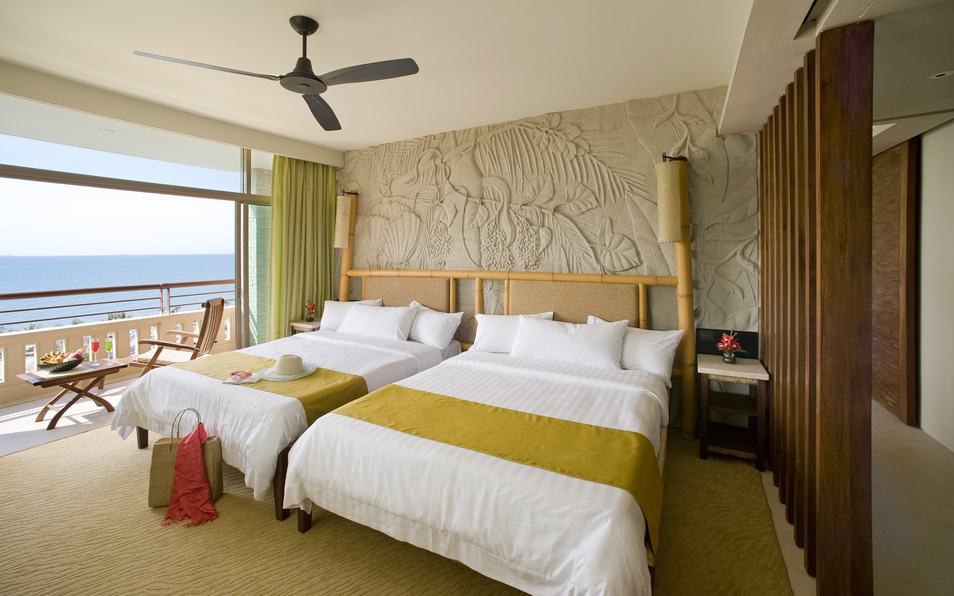 Wallpapers drawing room bed on the desktop