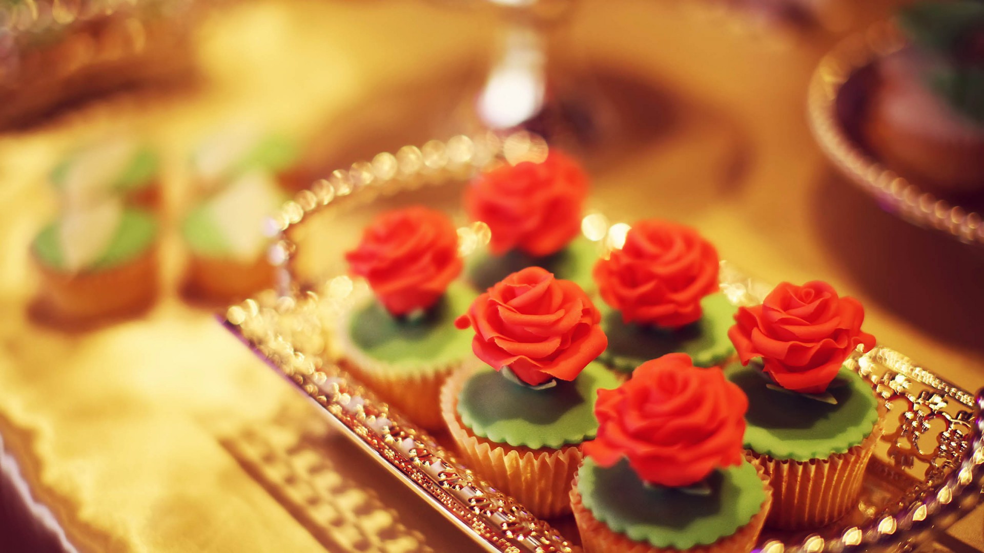 Обои Rose cupcakes Wallpapers HD 1920x1080 на рабочий стол