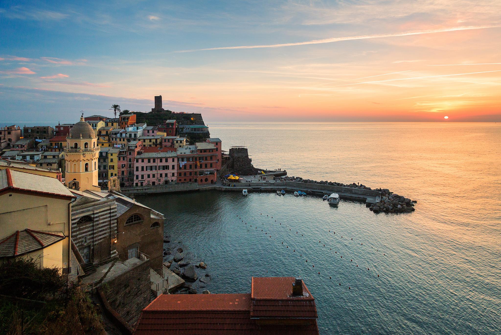 Free photo Wallpaper cinque terre, vernazza high quality