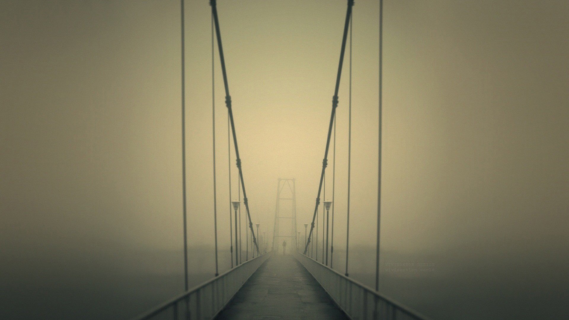 桌面上的壁纸桥牌 烟雾 街道照明