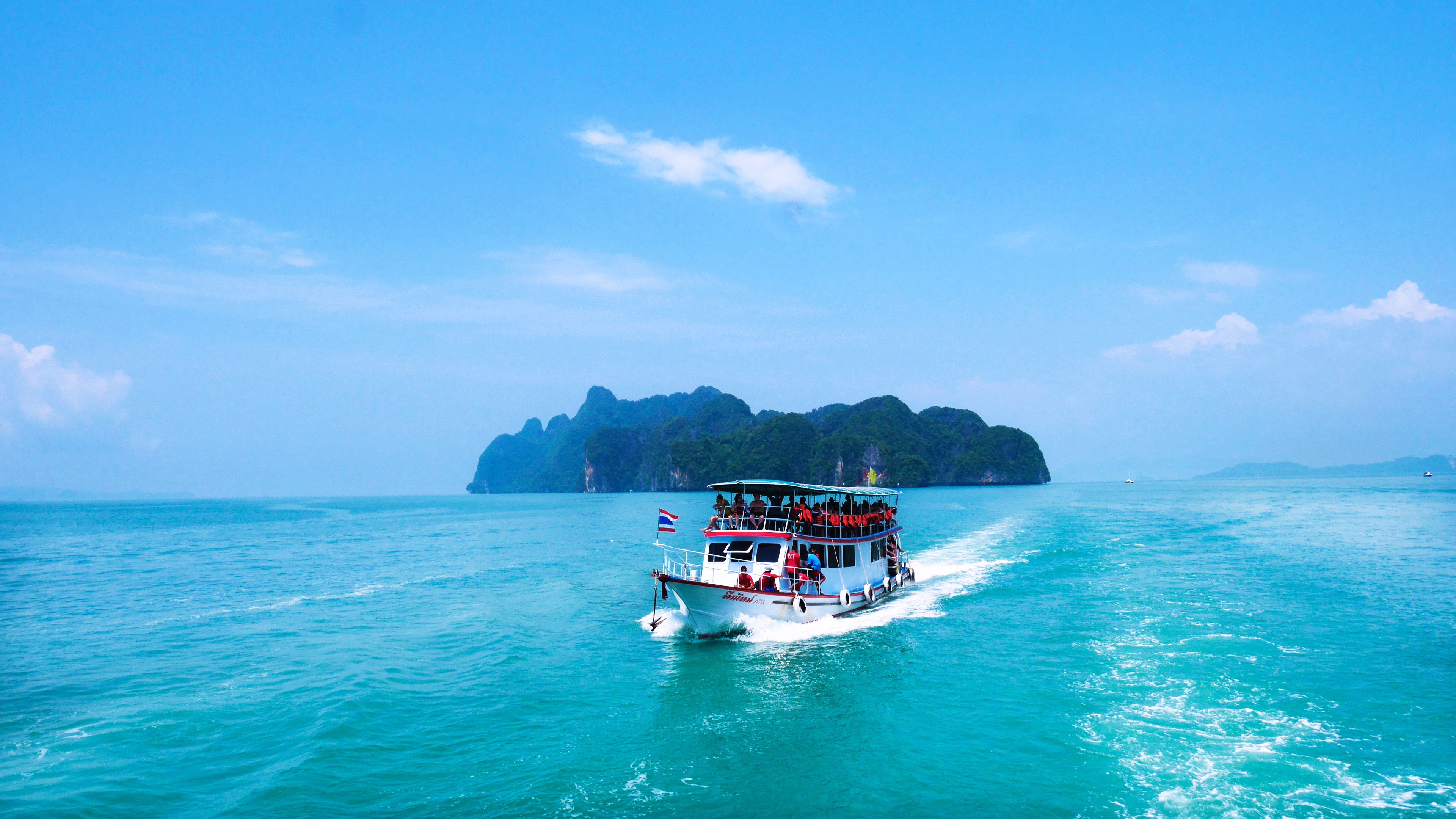 Free photo The Azure Kingdom