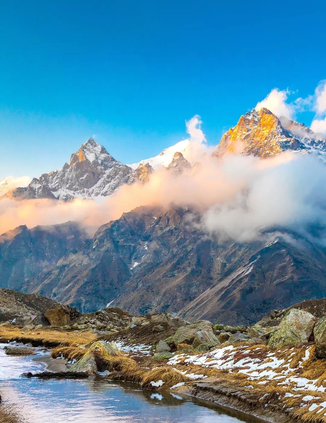 Бесплатное фото Утренний свет в горах