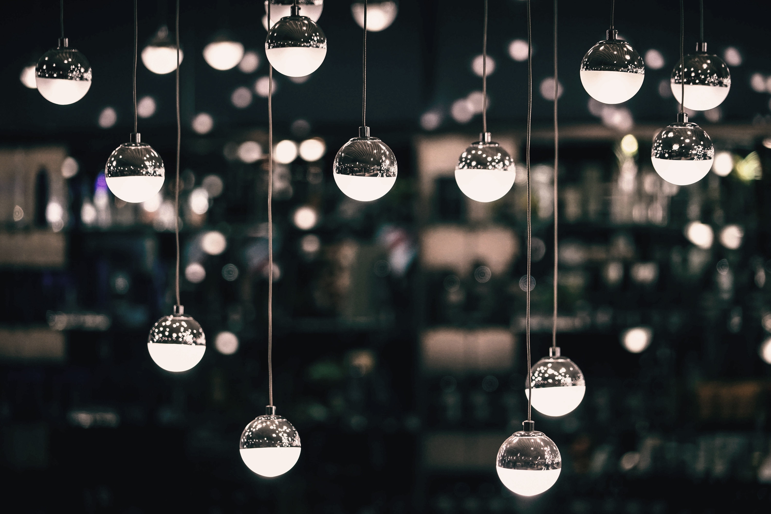 Обои лампочки размытый фон макро на рабочий стол