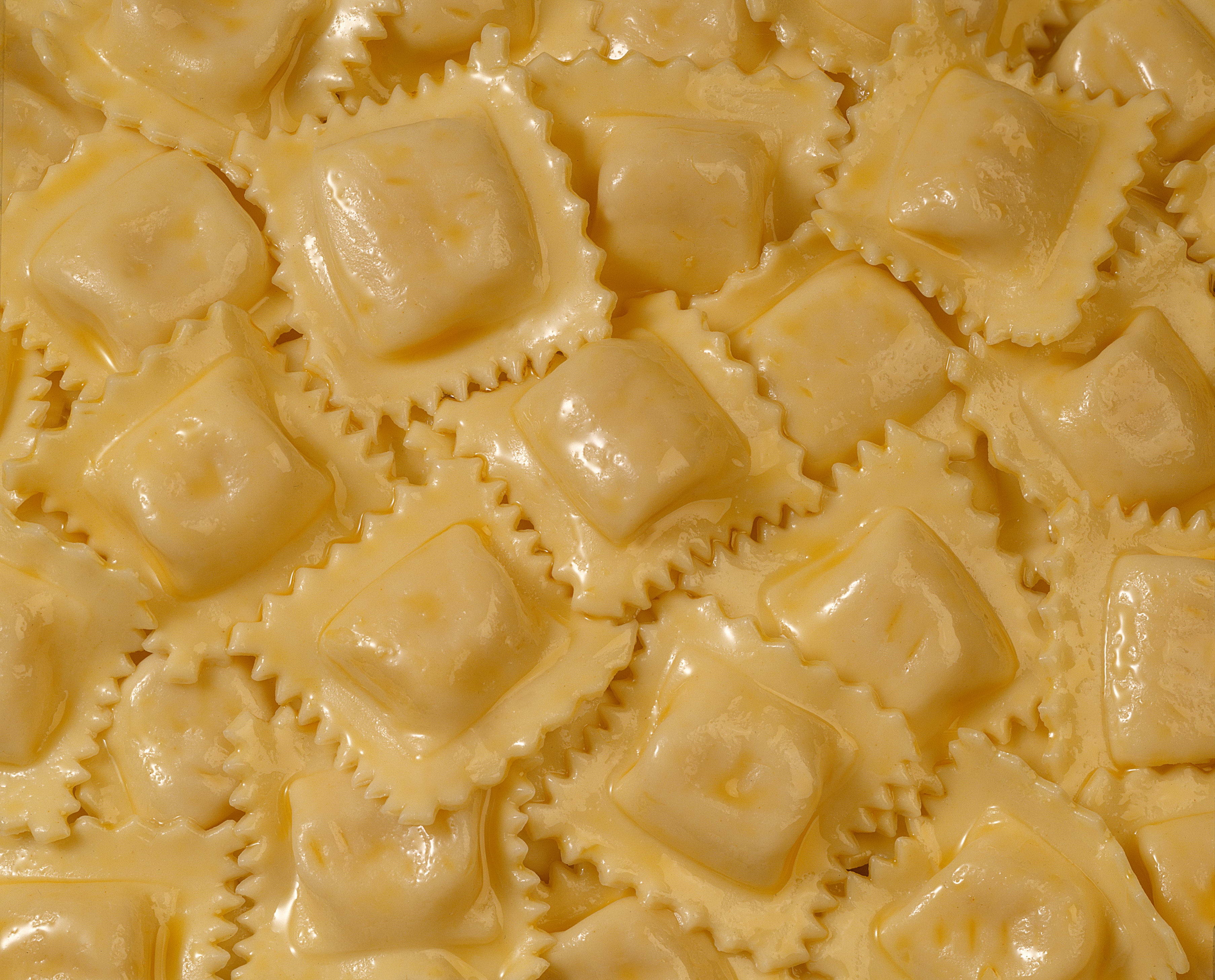 桌面上的壁纸粽子 黄油 雨时