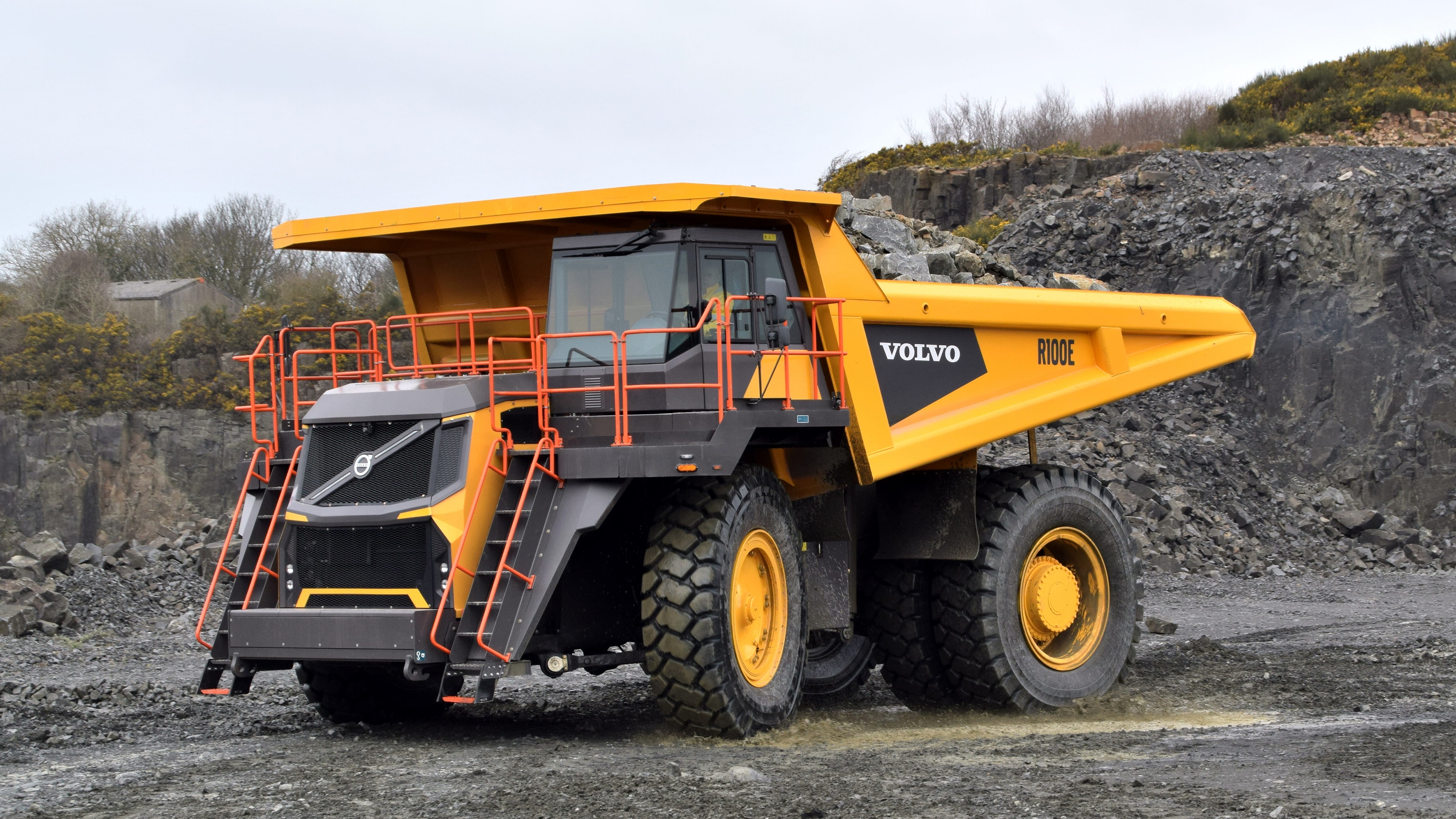 Free photo Giant yellow Volvo dump truck