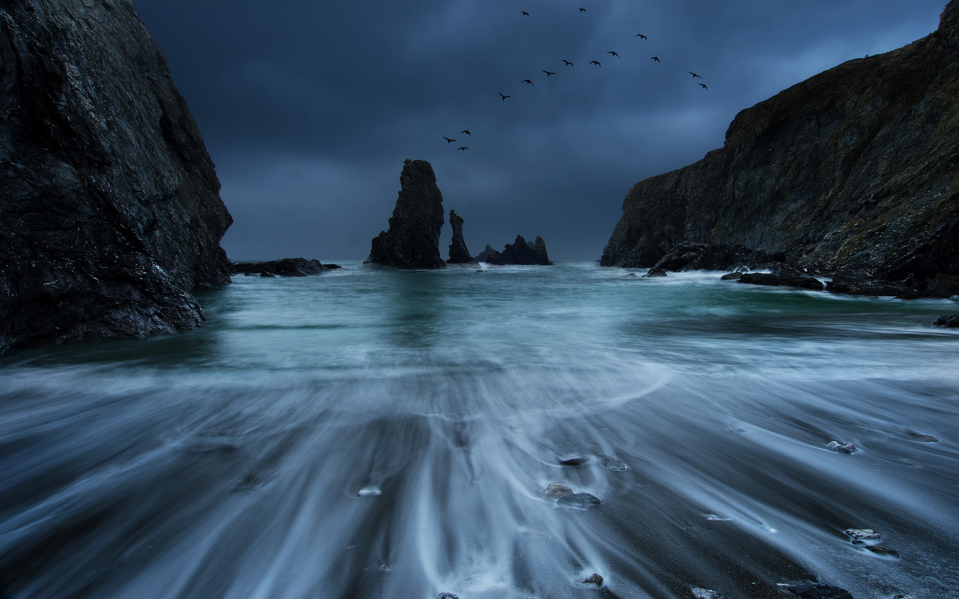 Wallpapers birds clouds rocks on the desktop