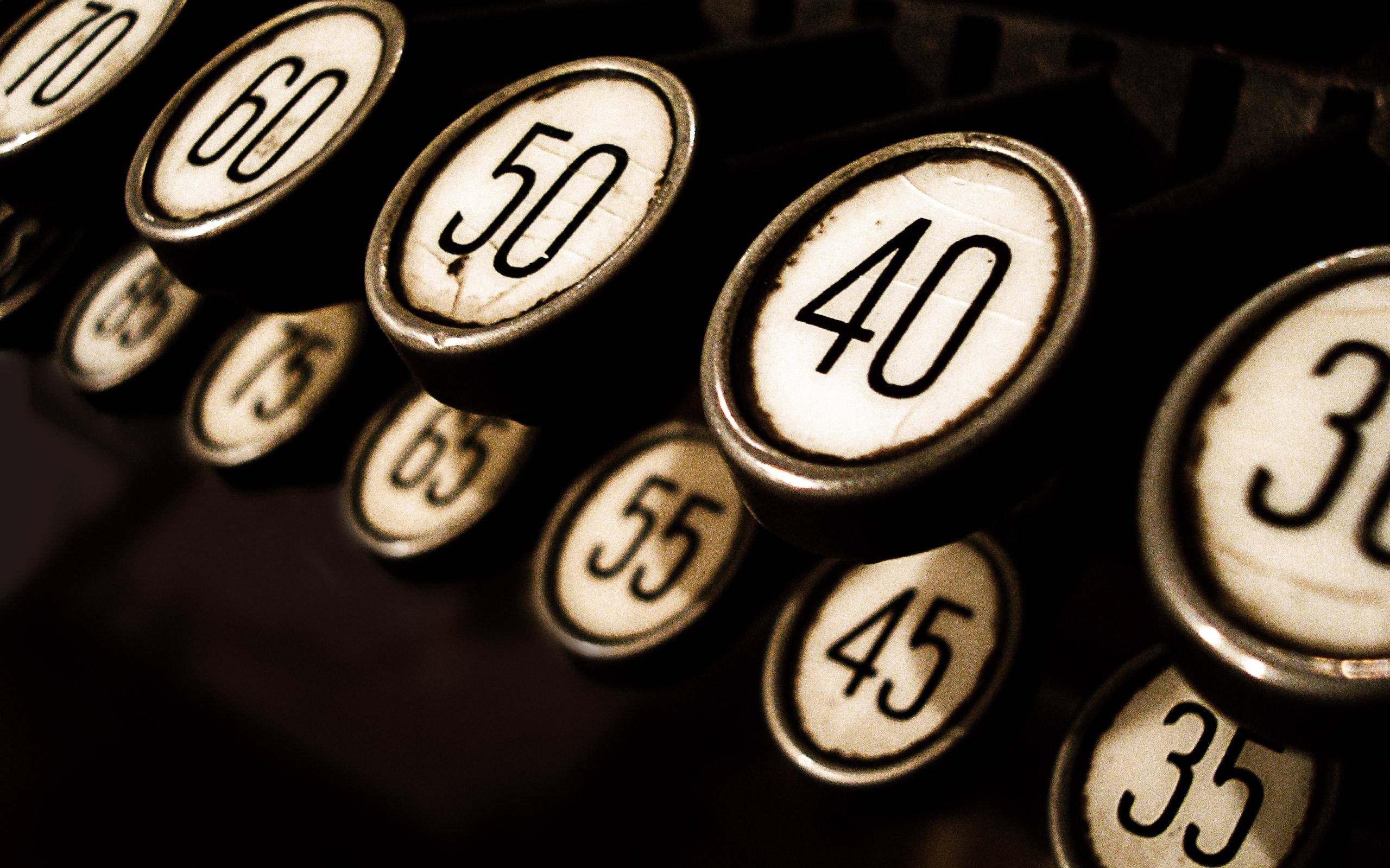 Wallpapers white black figures on the desktop