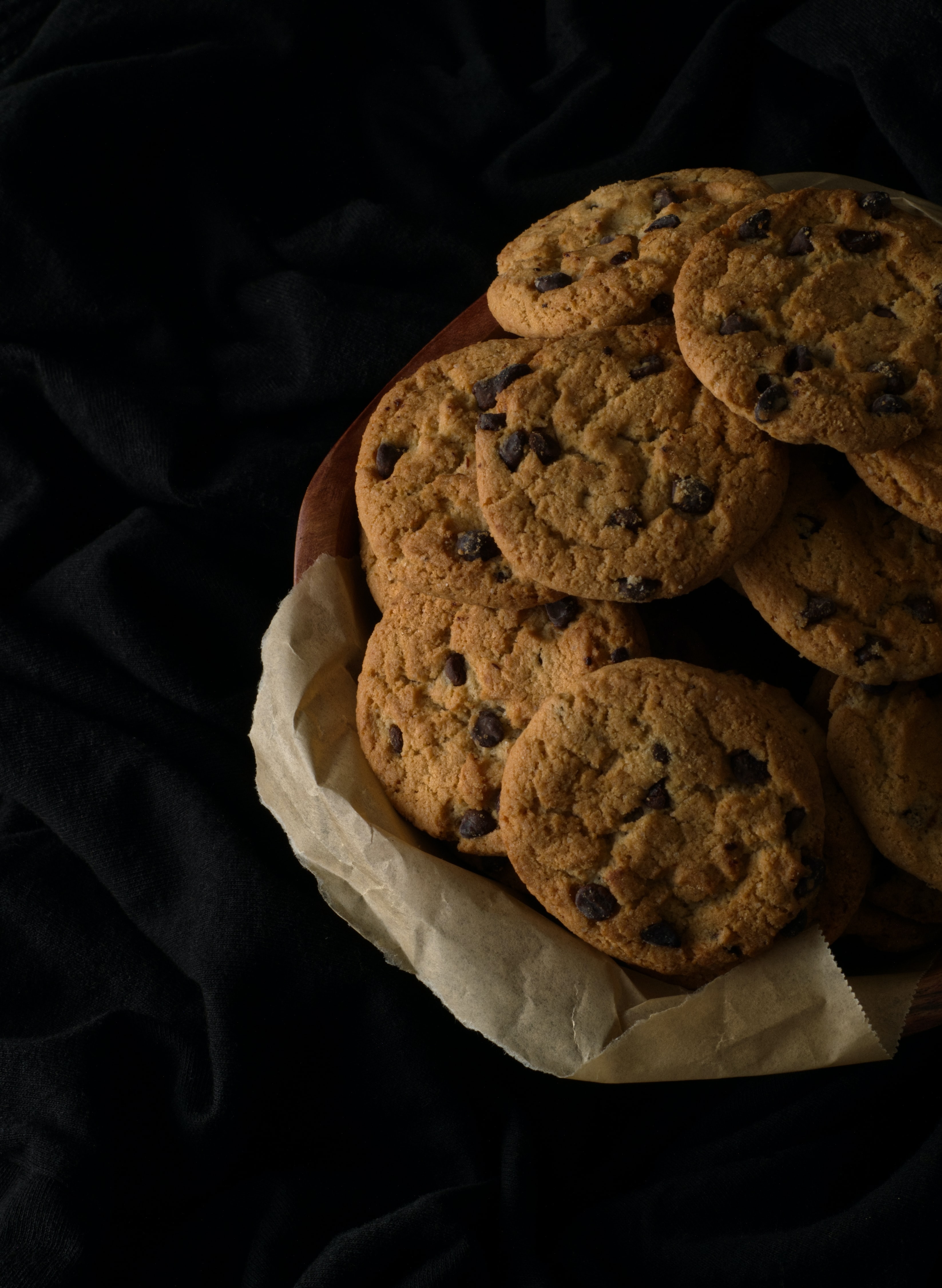 Free photo Oatmeal chocolate chip cookies.