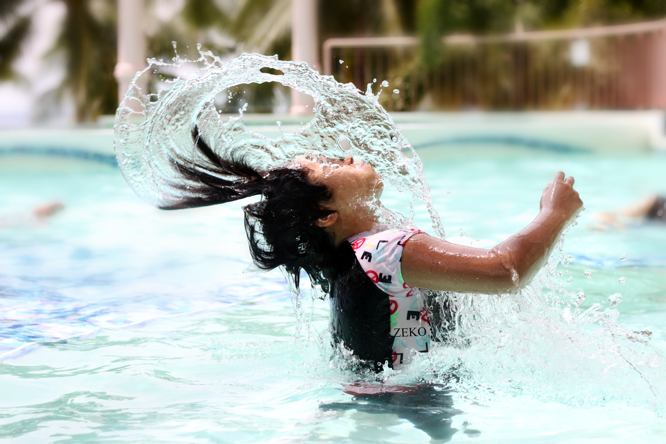 Обои лето бассейн плавание на рабочий стол