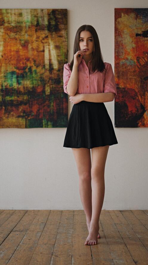 Free photo Ksenia Klimenko at the Museum of Paintings