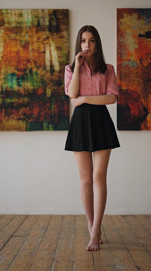 Free photo Ksenia Klimenko at the Museum of Paintings