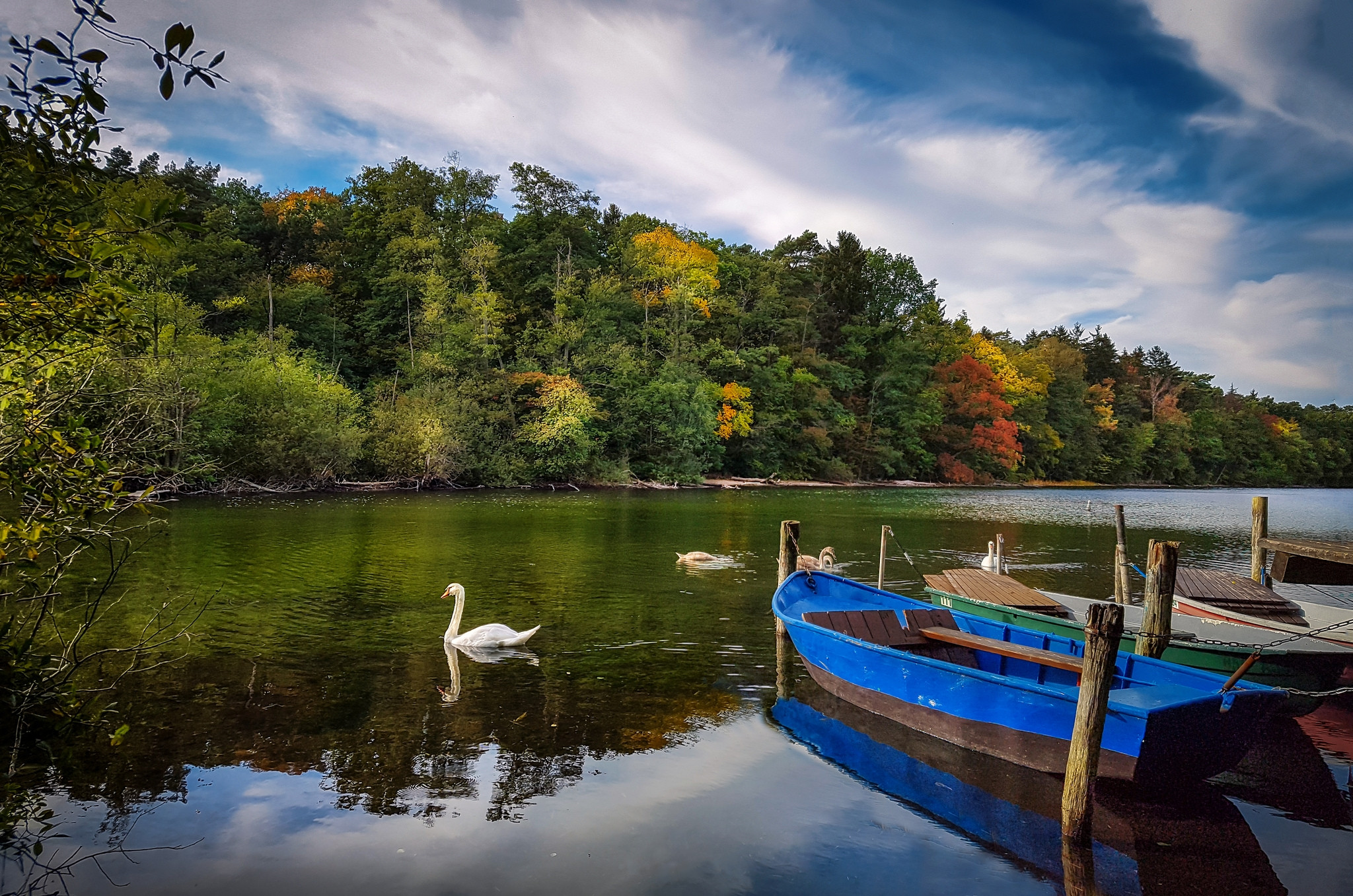 Wallpapers river autumn boats on the desktop