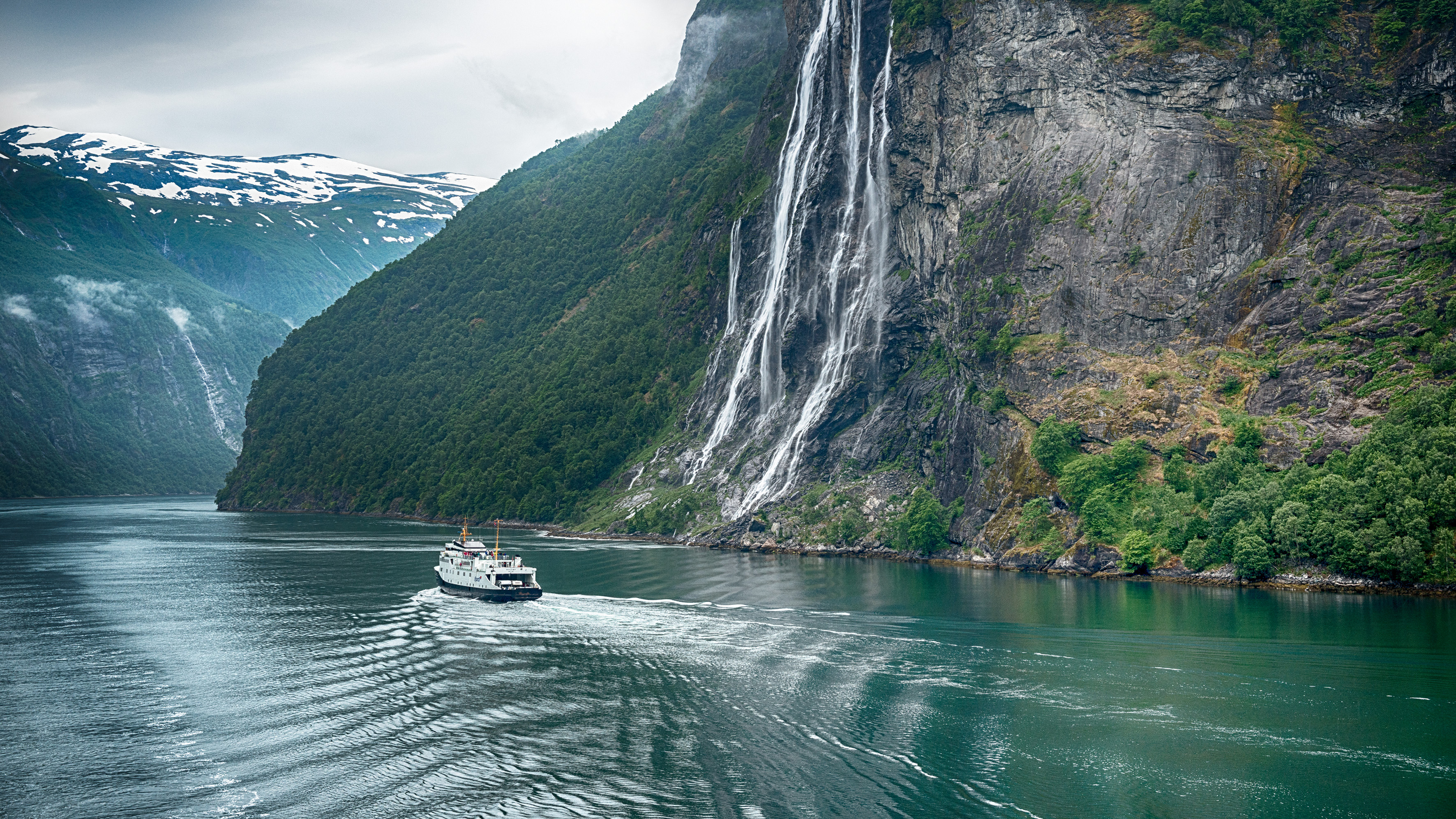 Wallpapers Norway Geiranger river on the desktop