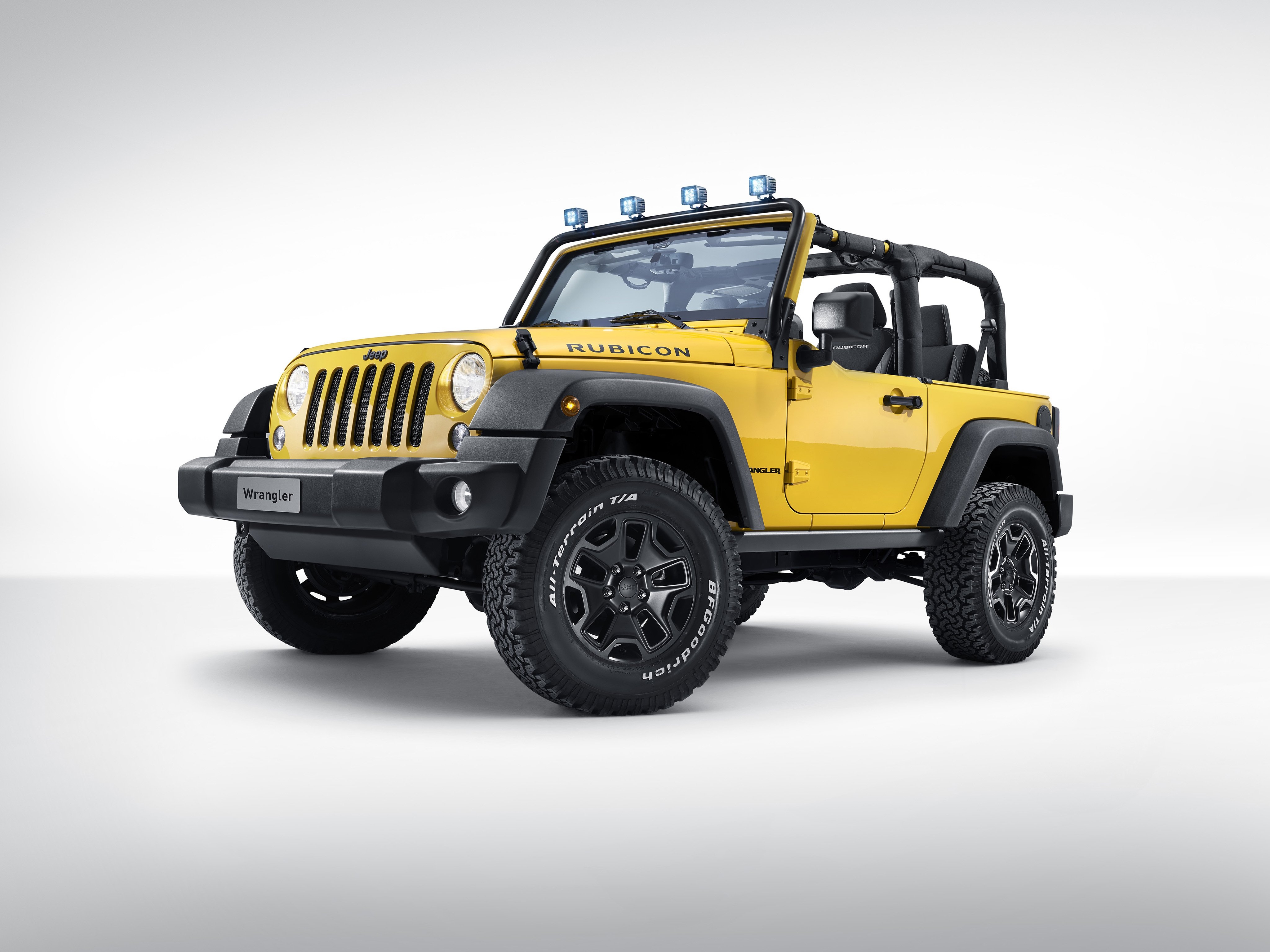 Free photo Yellow Jeep Wrangler.